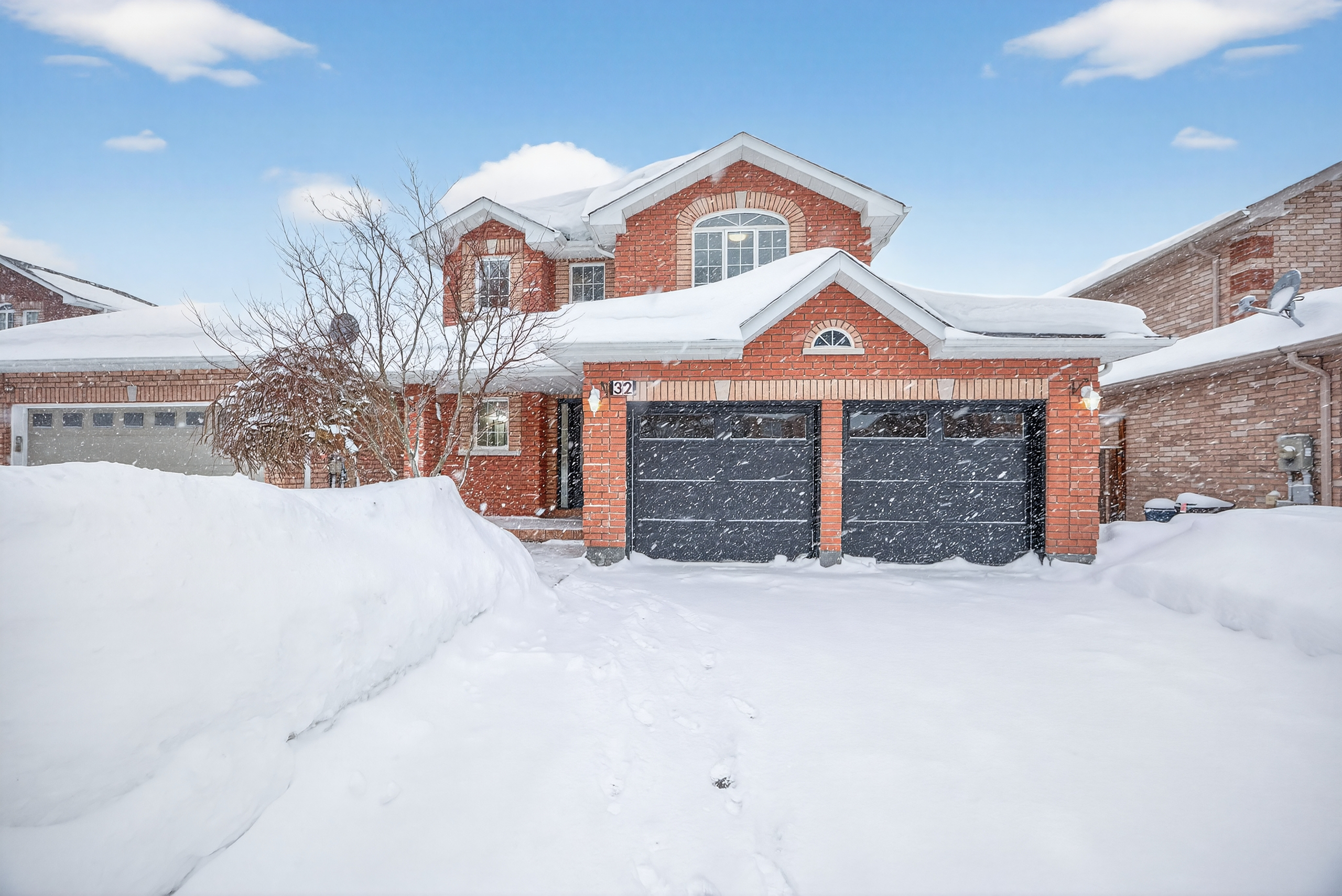 32 Bloom Cres, Barrie