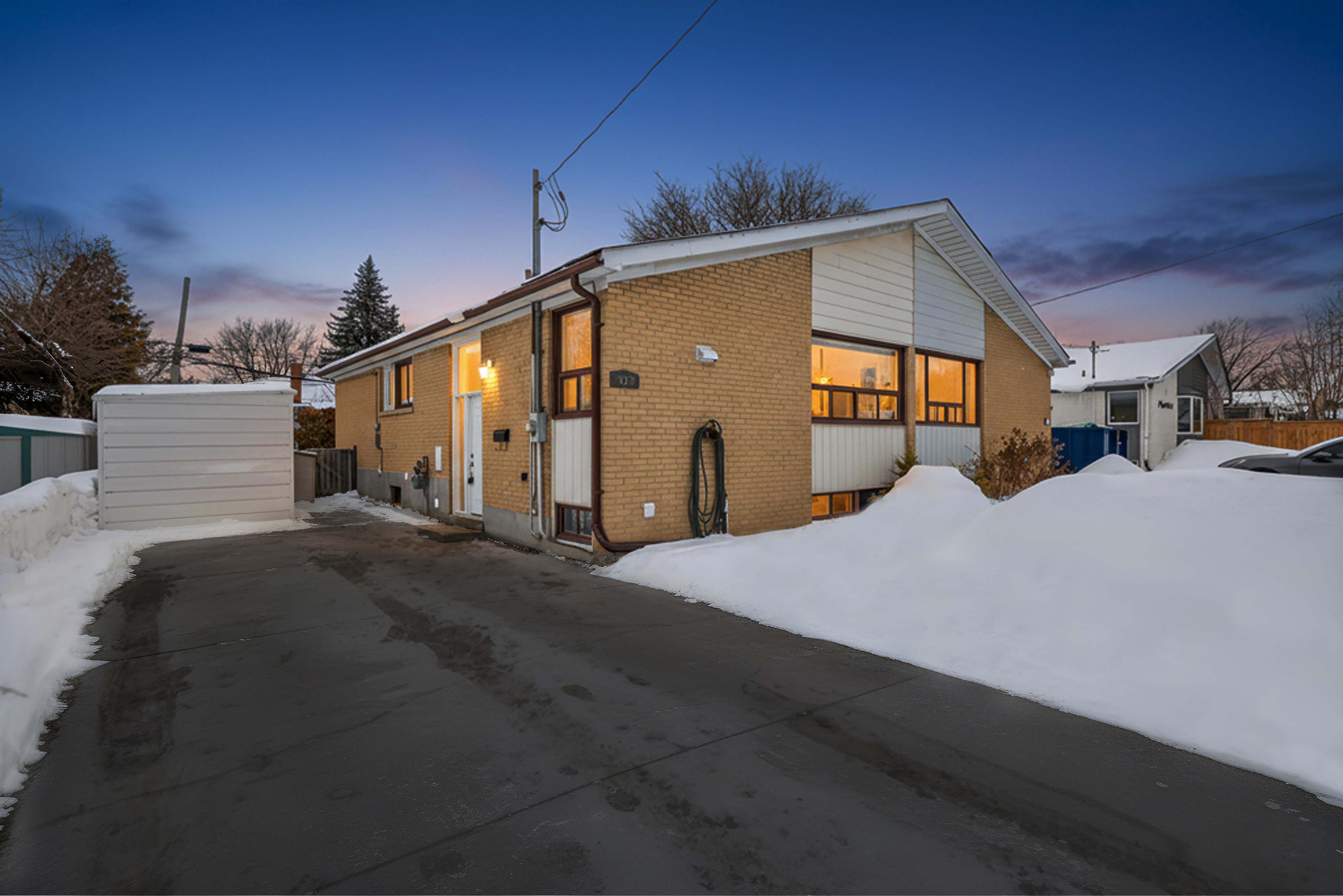 313 Taylor Mills Dr N, Richmond Hill