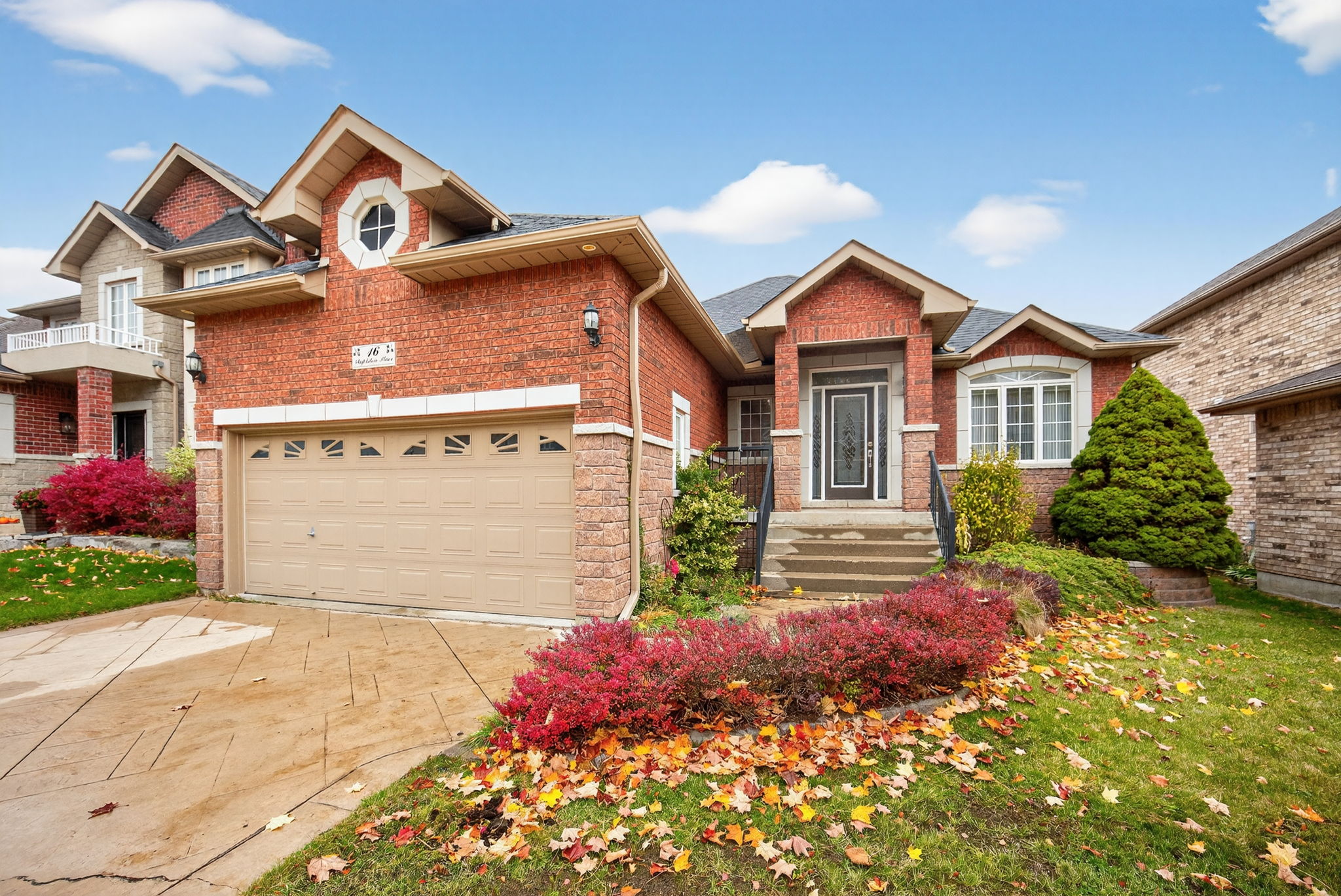 16 Stapleton Place_EXT_103