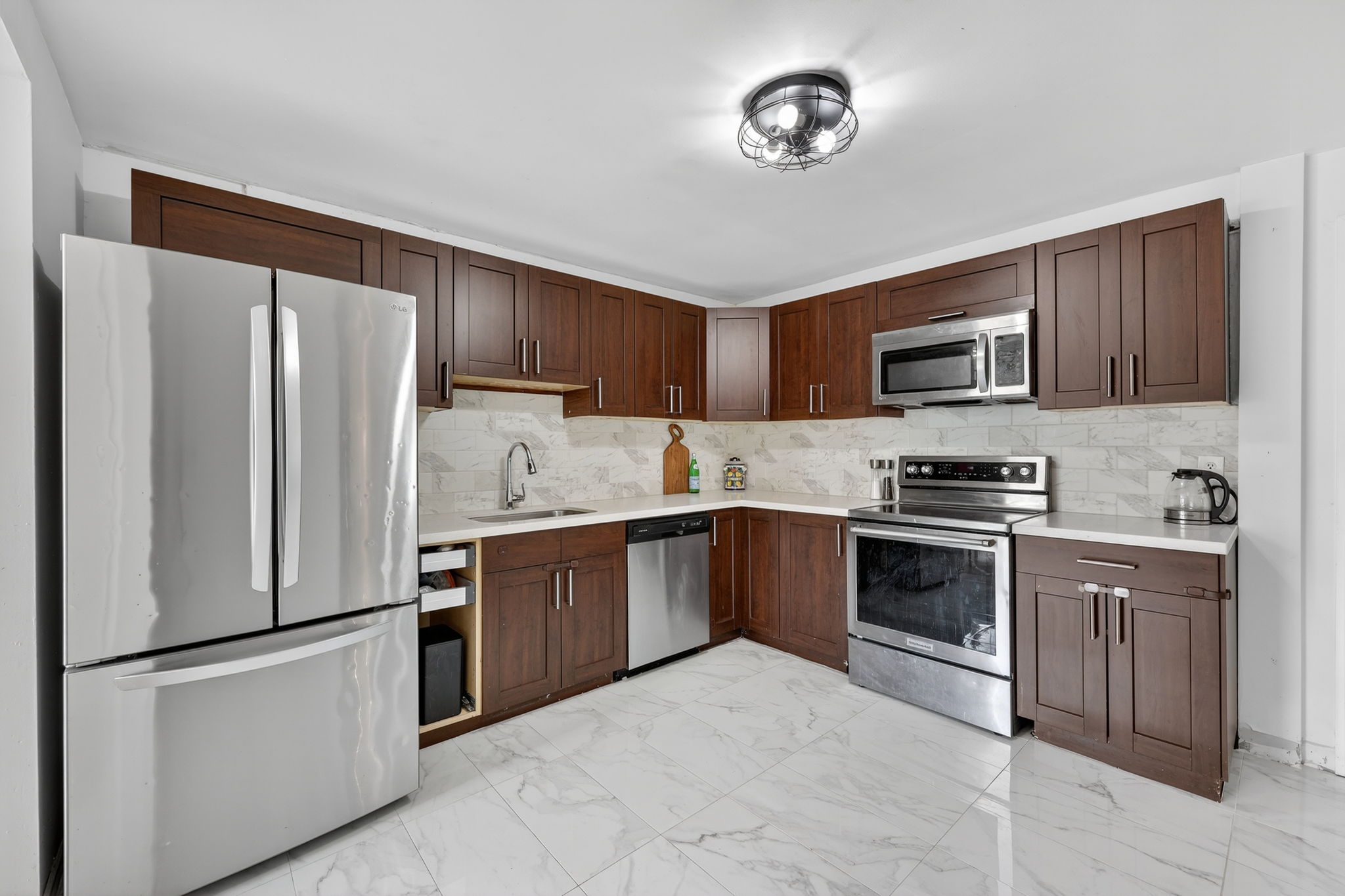 10 Wellington Street_112