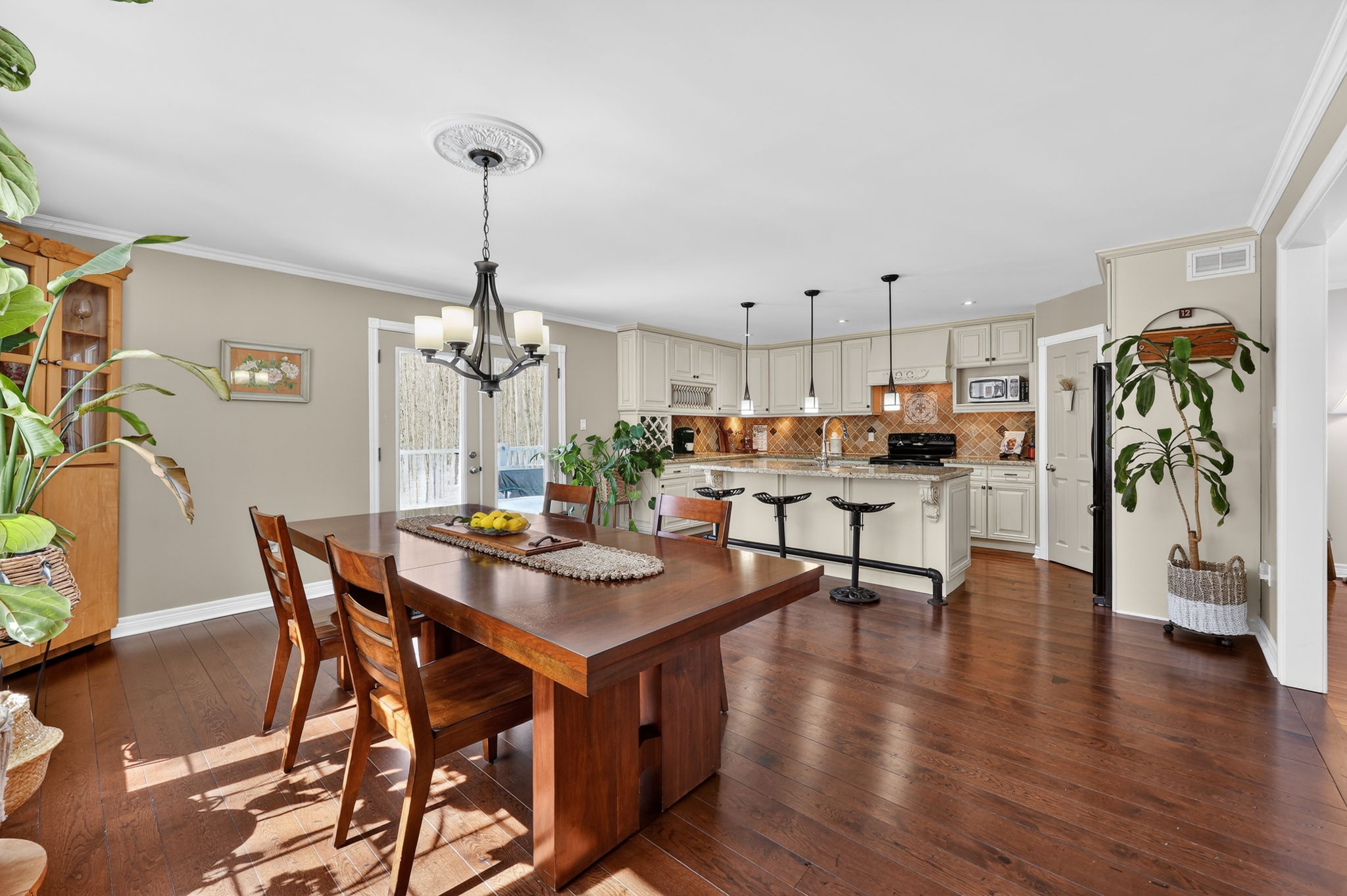 100 Gerhardt Road_137