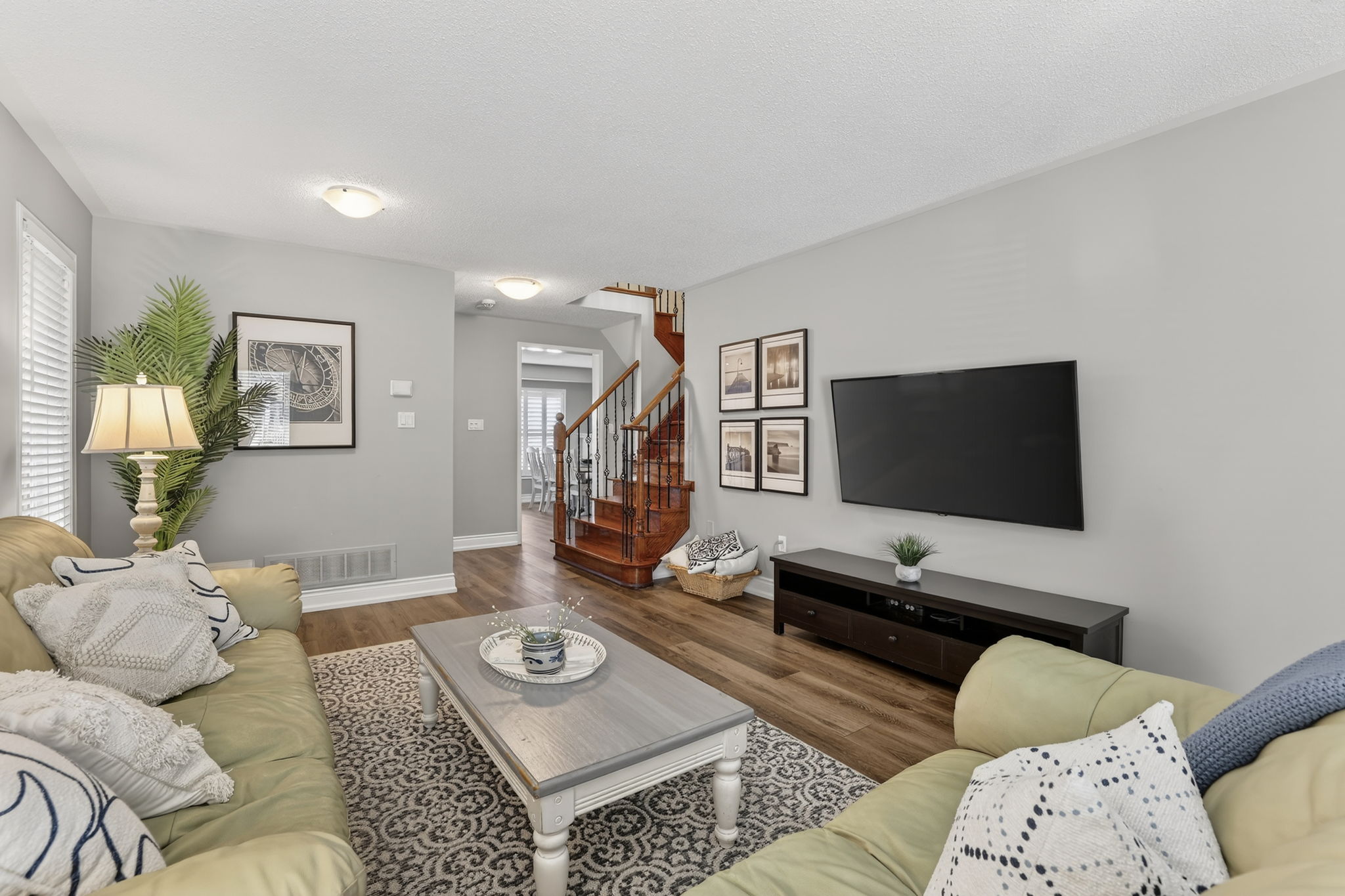 20 Burwell Street_111