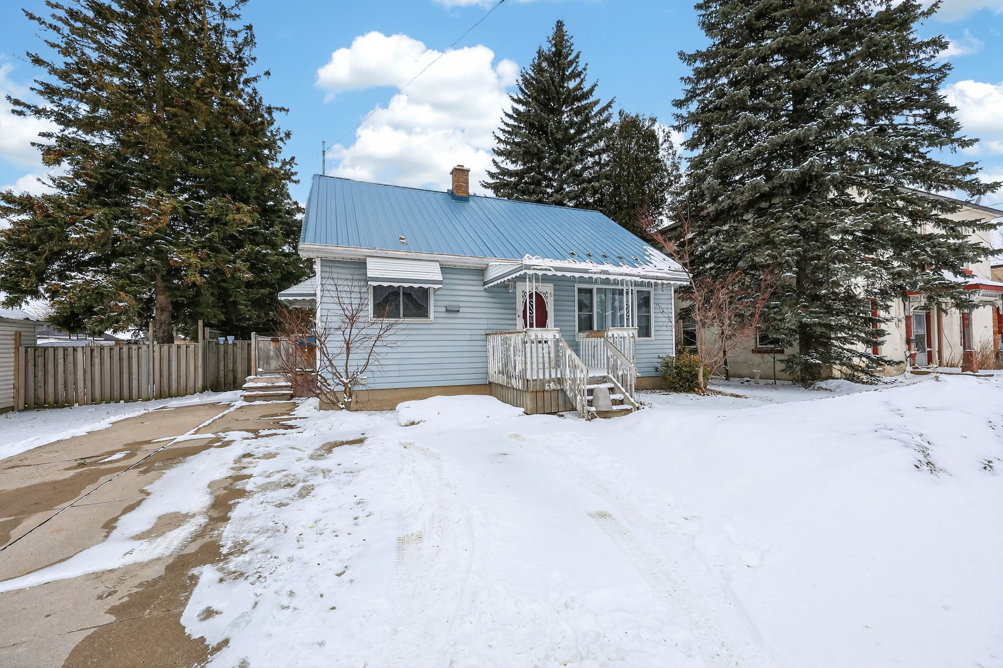 415 Main St N_EXT_103