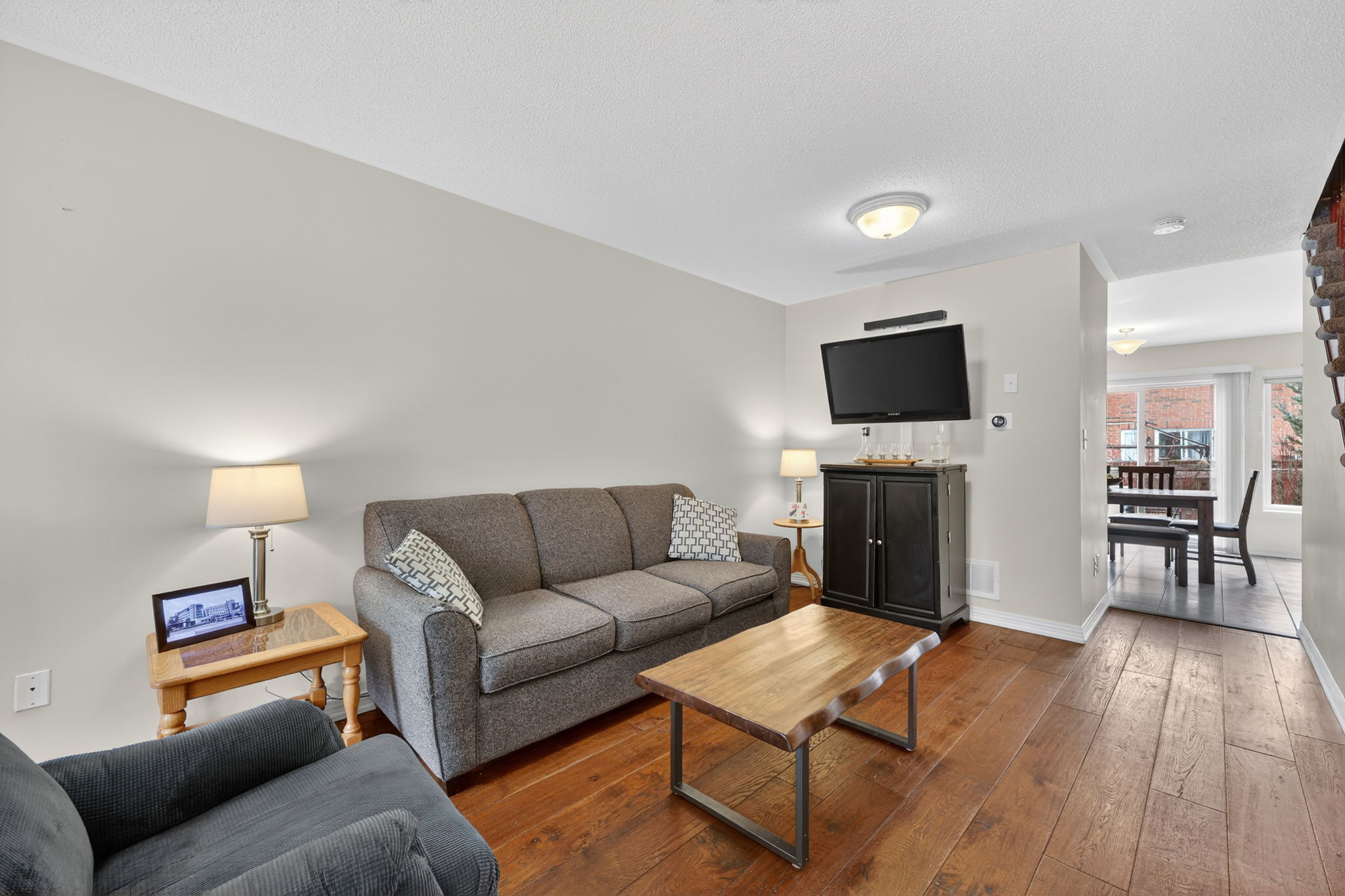 83 Beare Trail_INT_101e