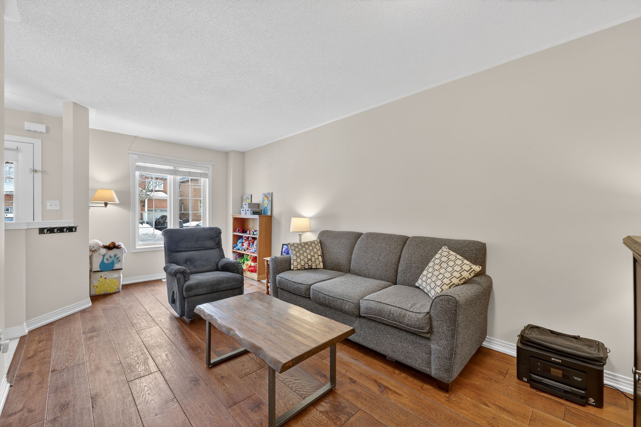 83 Beare Trail_INT_102e