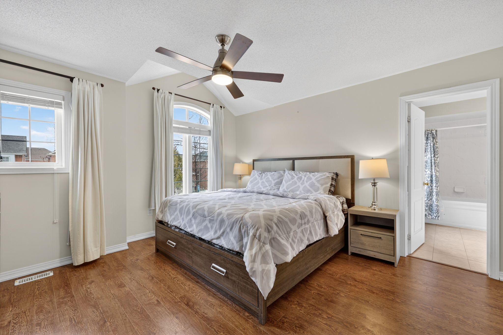 83 Beare Trail_INT_116