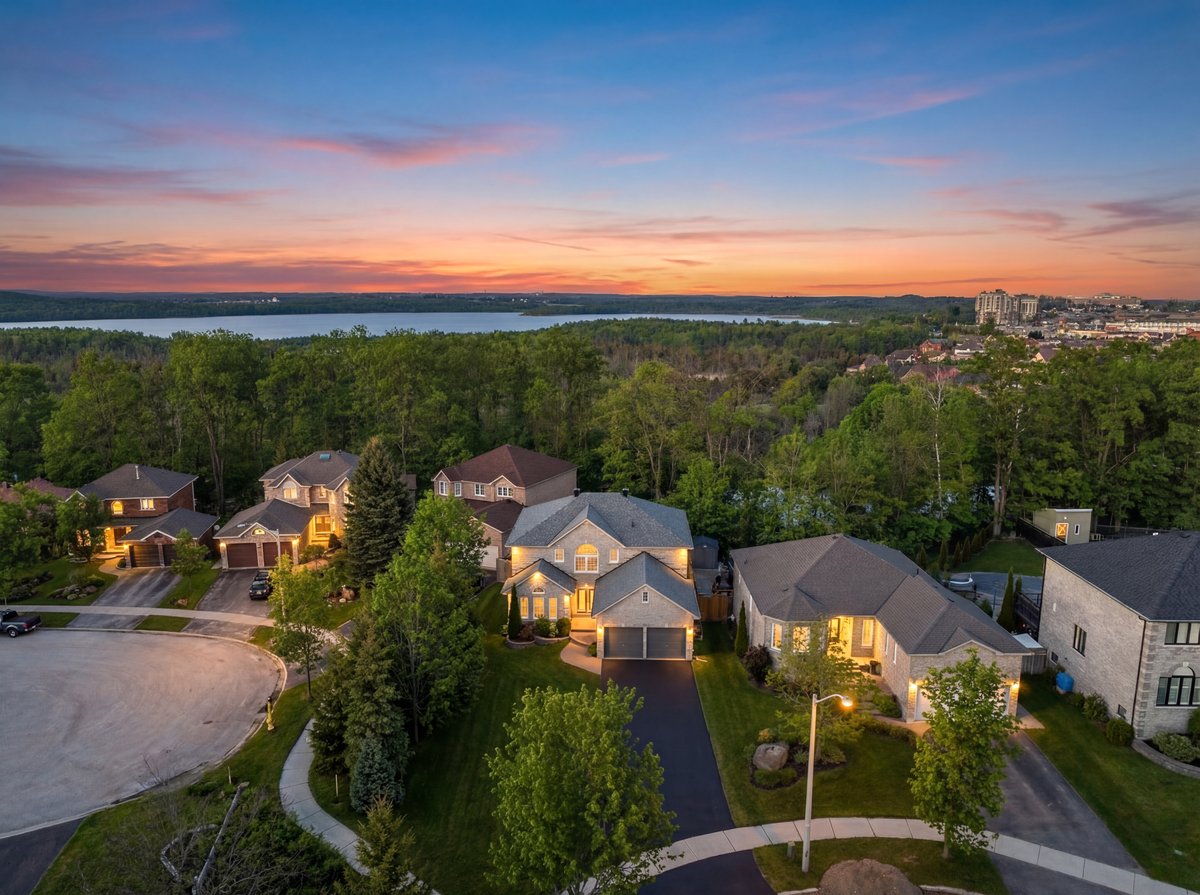 21 Tascona Crt, Barrie