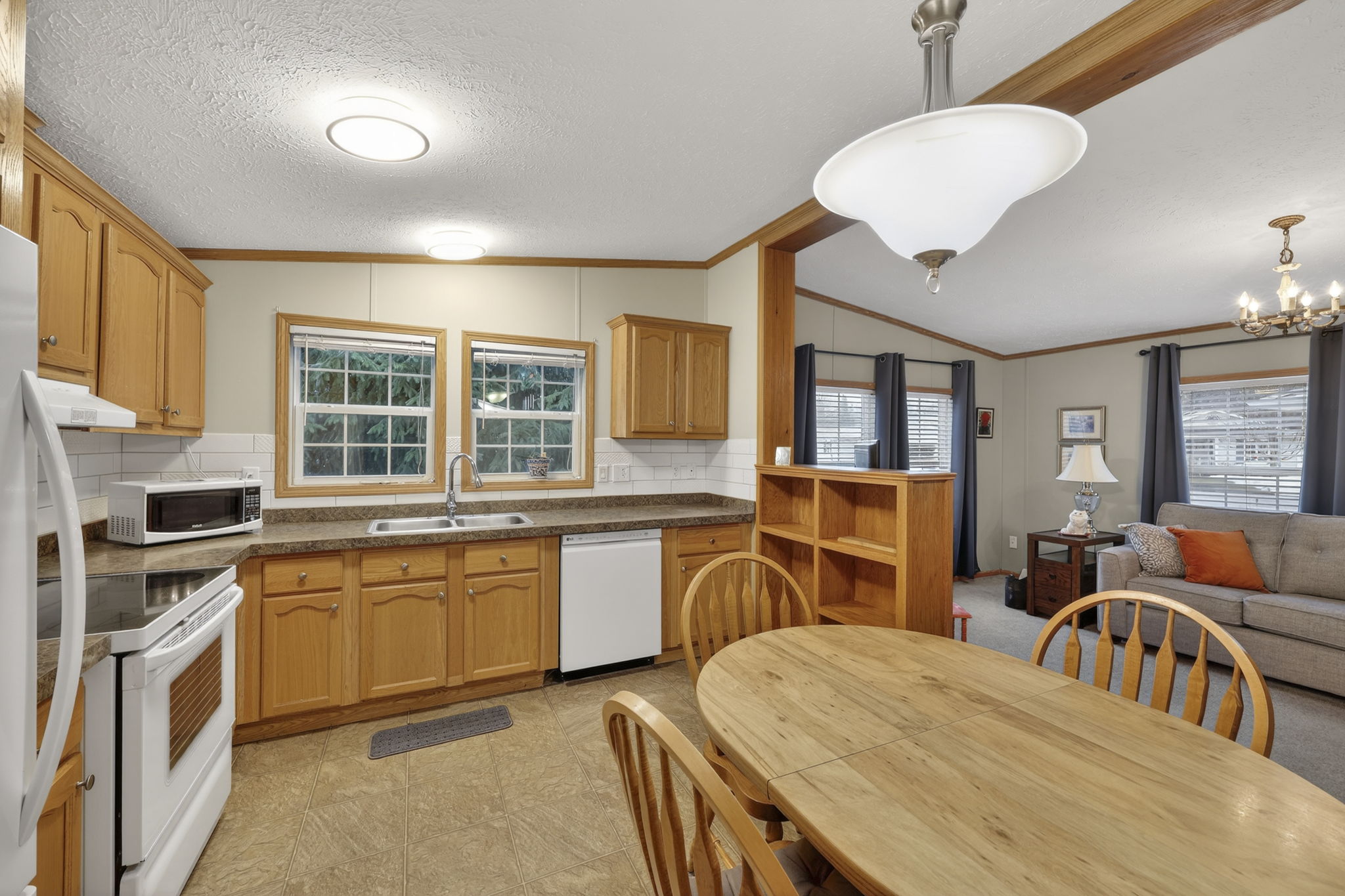 3 Illinois Crescent_113