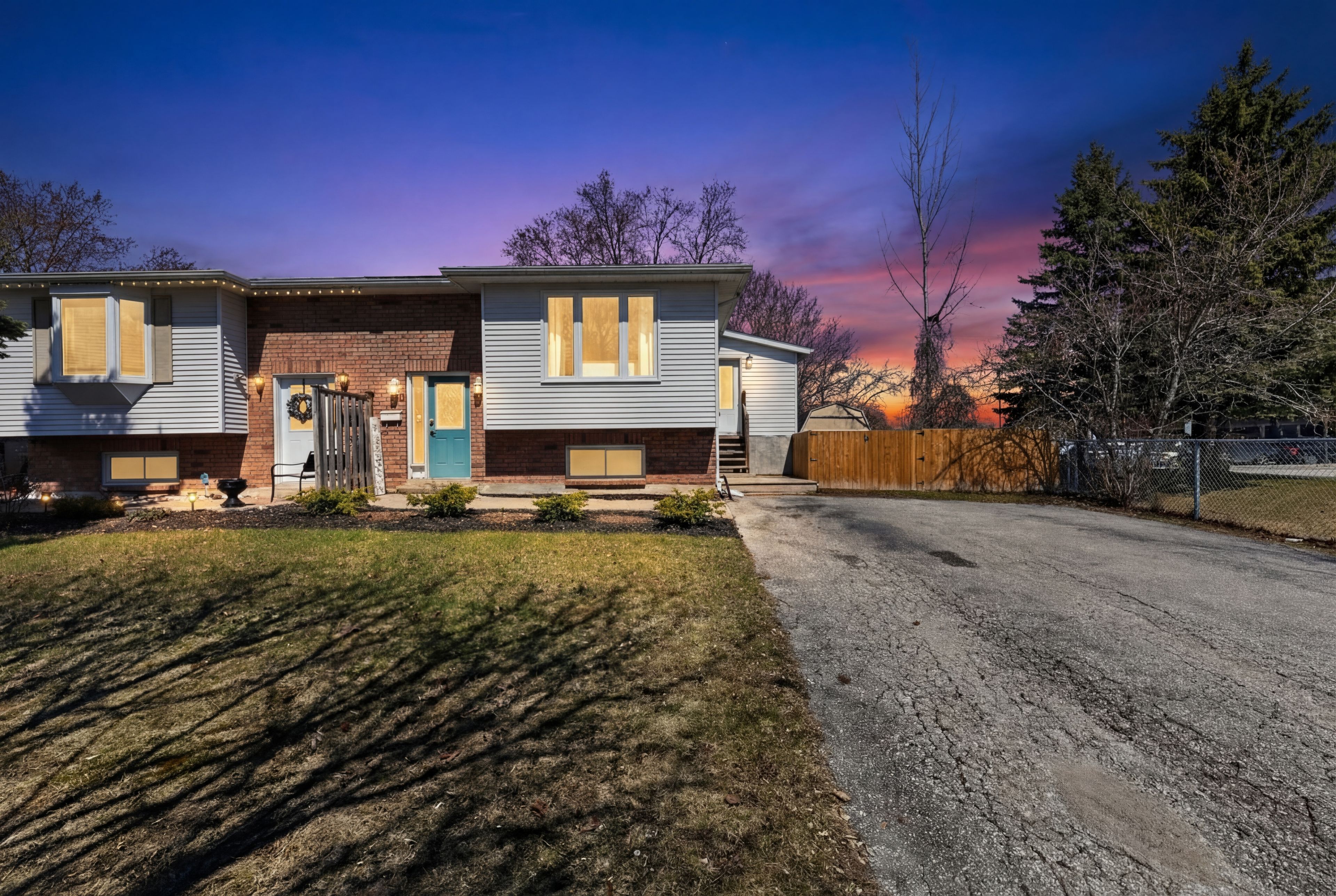 58 Biscayne Blvd, Georgina