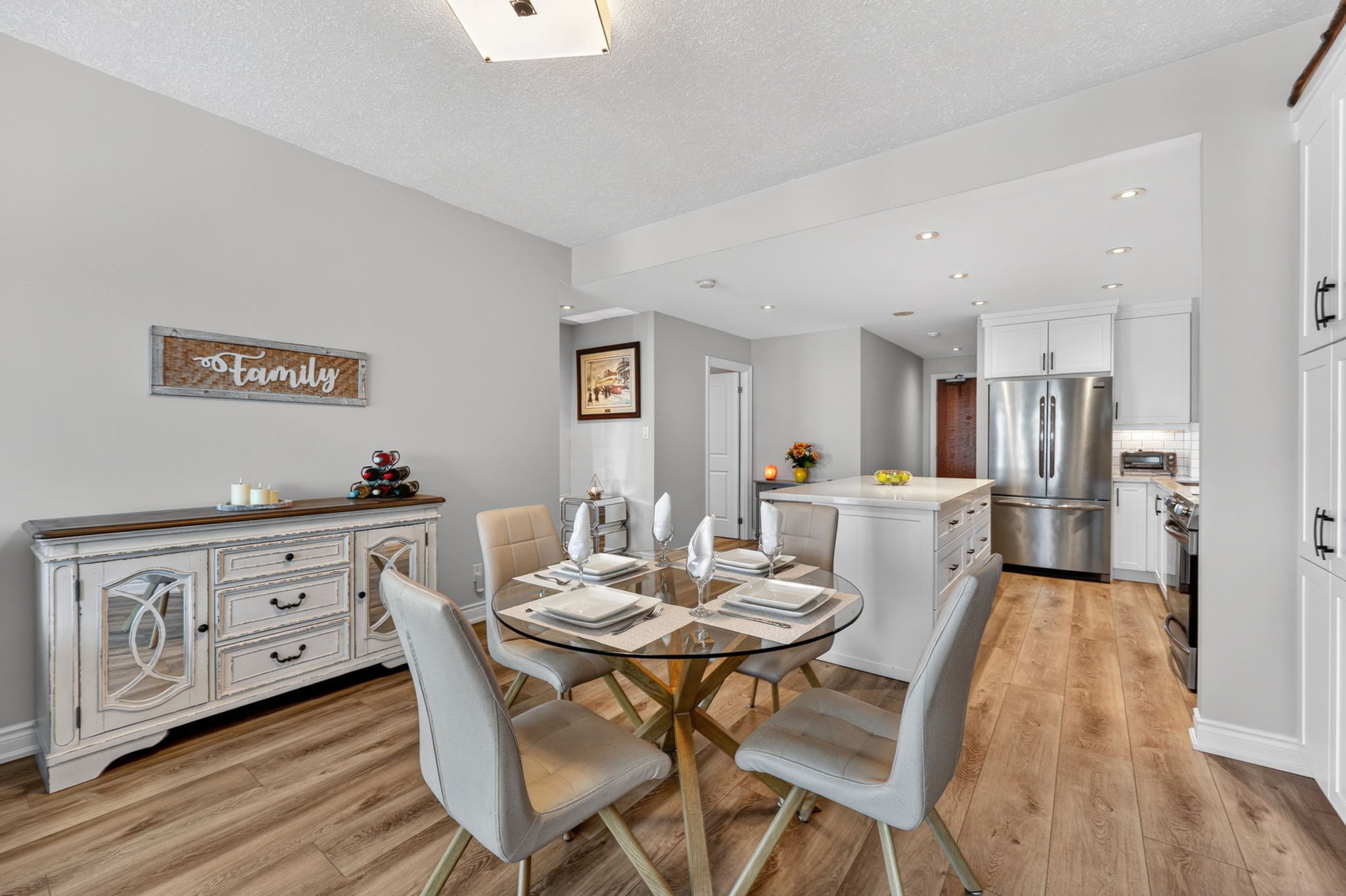 804 – 37 Ellen Street_117