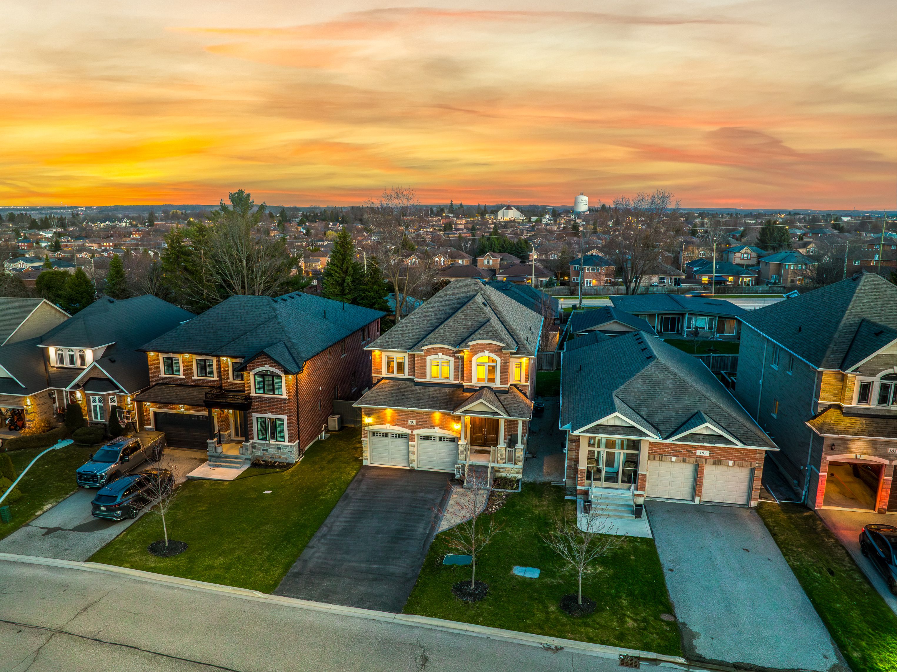 101 Gardiner Dr, Bradford