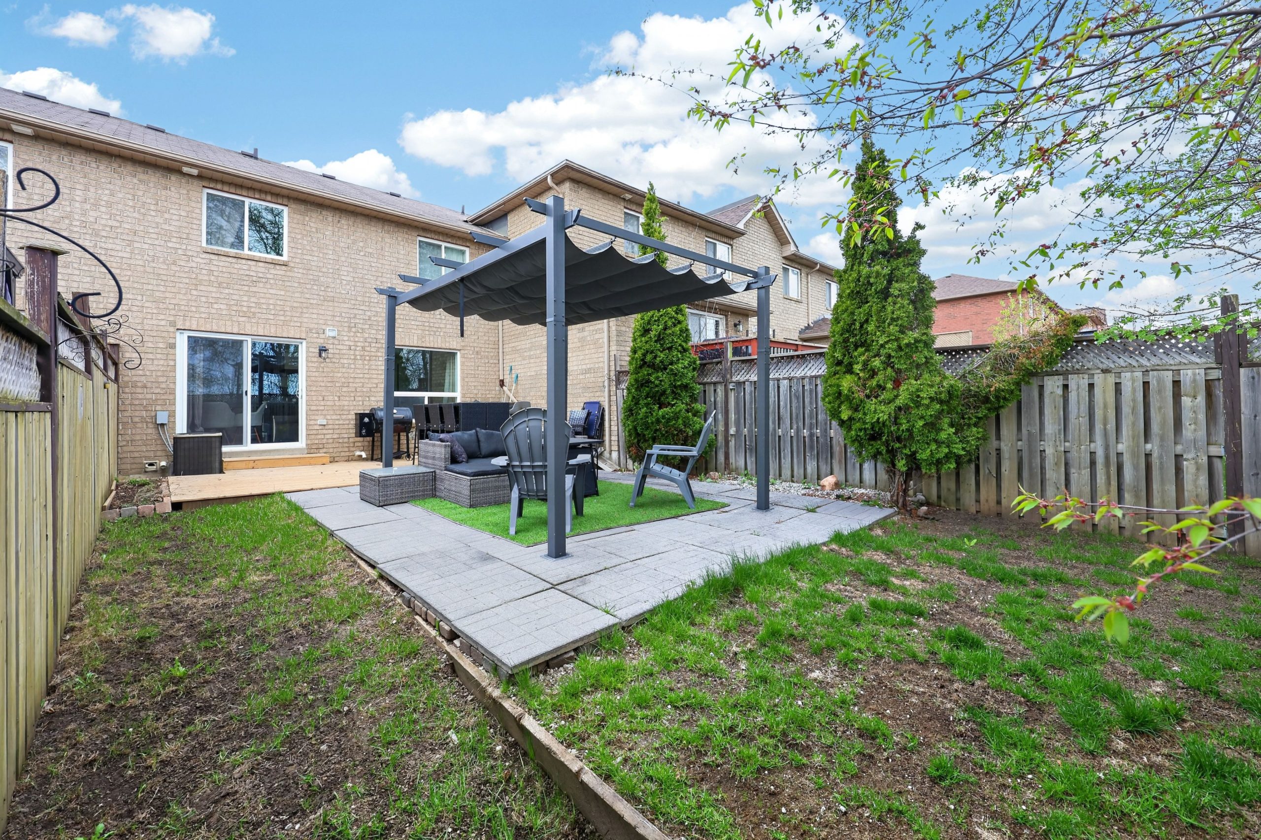 2057 Osbond Road_112