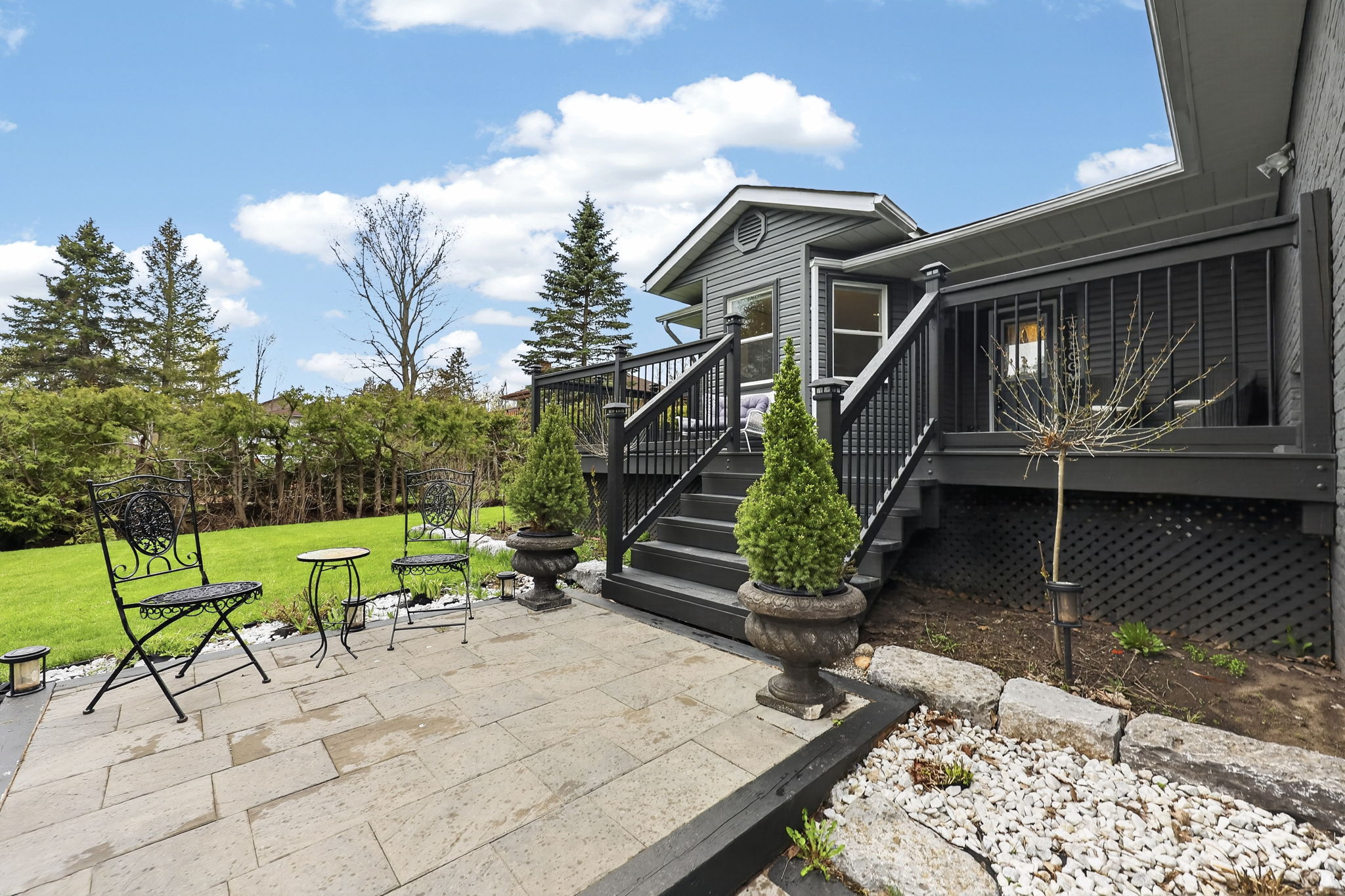 2330 Lakeshore Road E_EXT_105