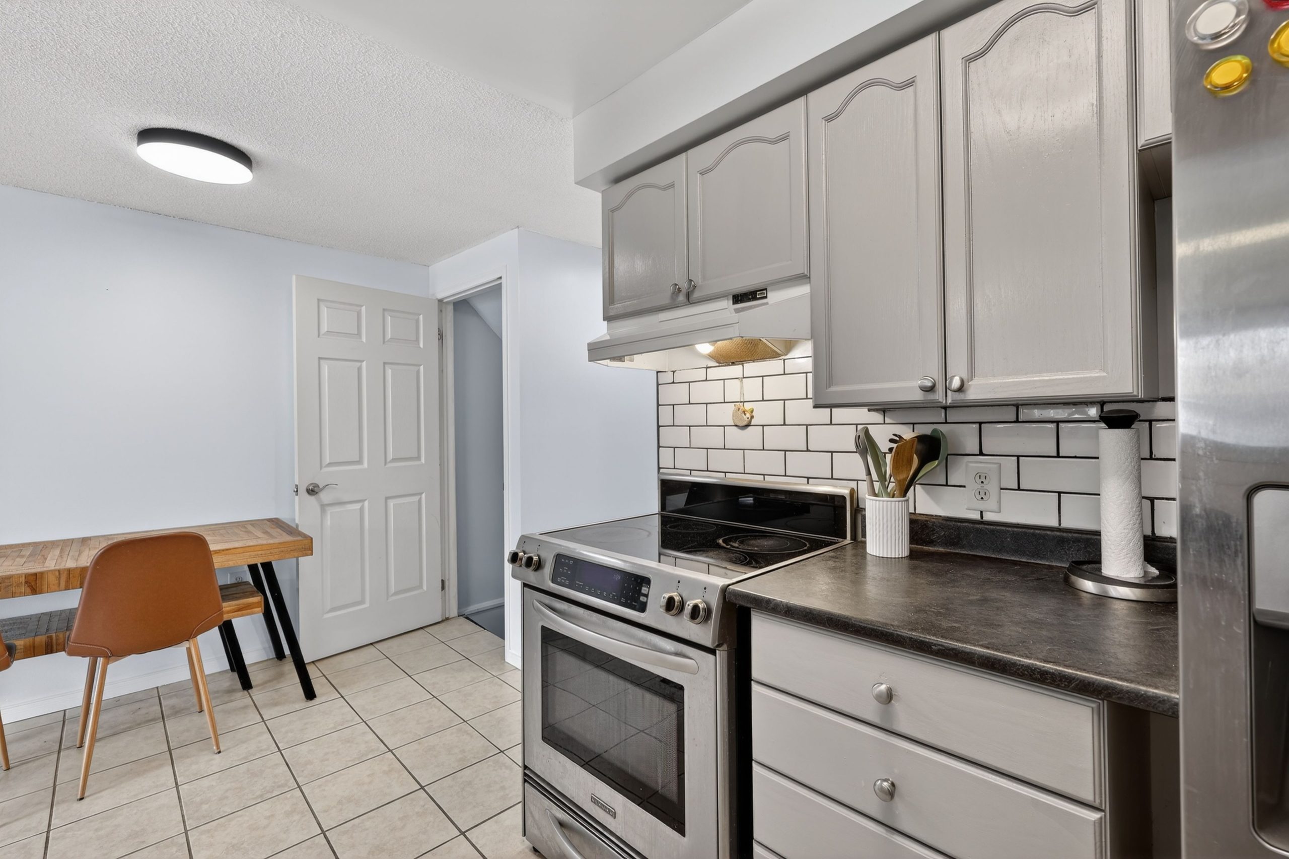 94 Lee Crescent_108