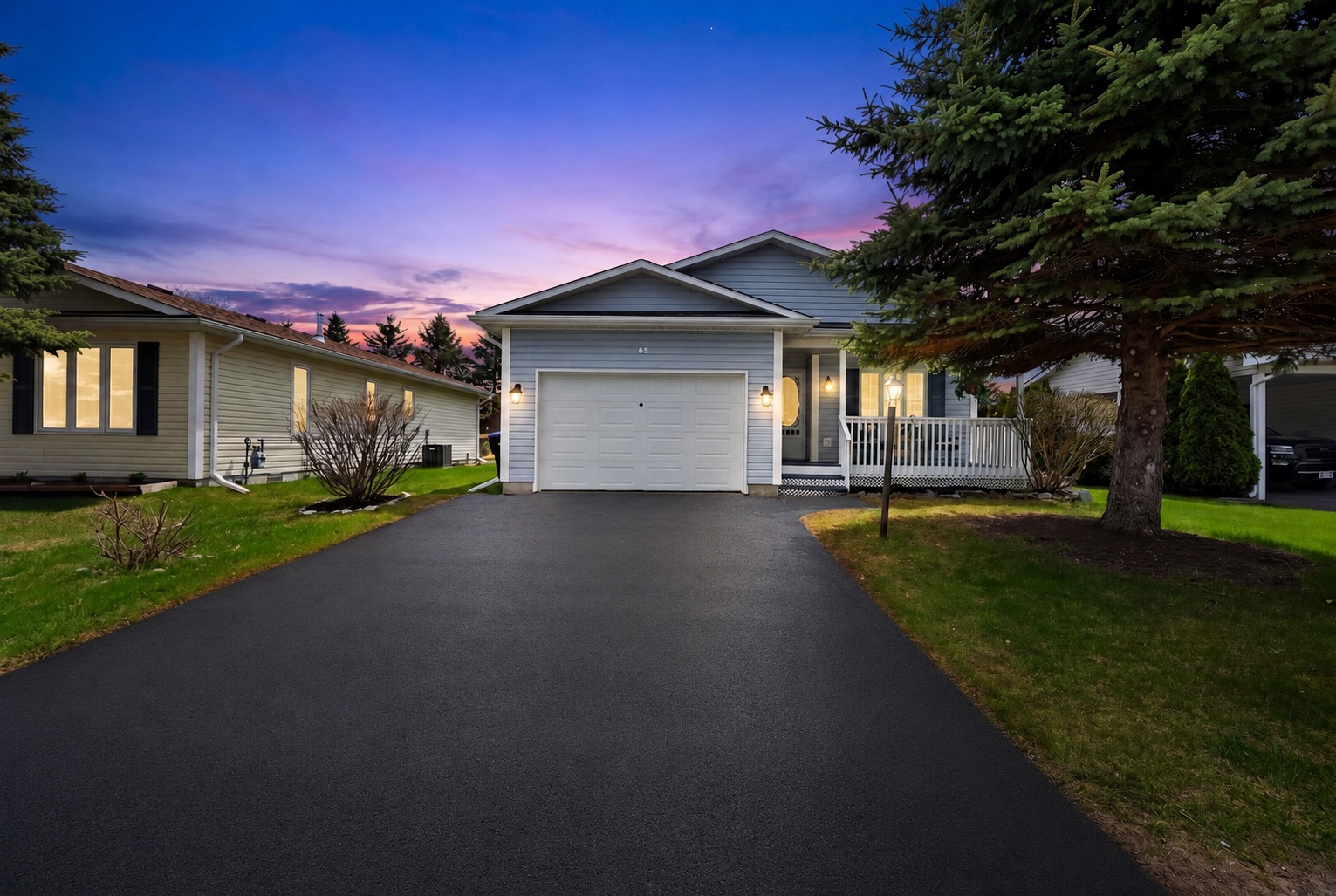 65 Pennsylvania Ave, Wasaga Beach