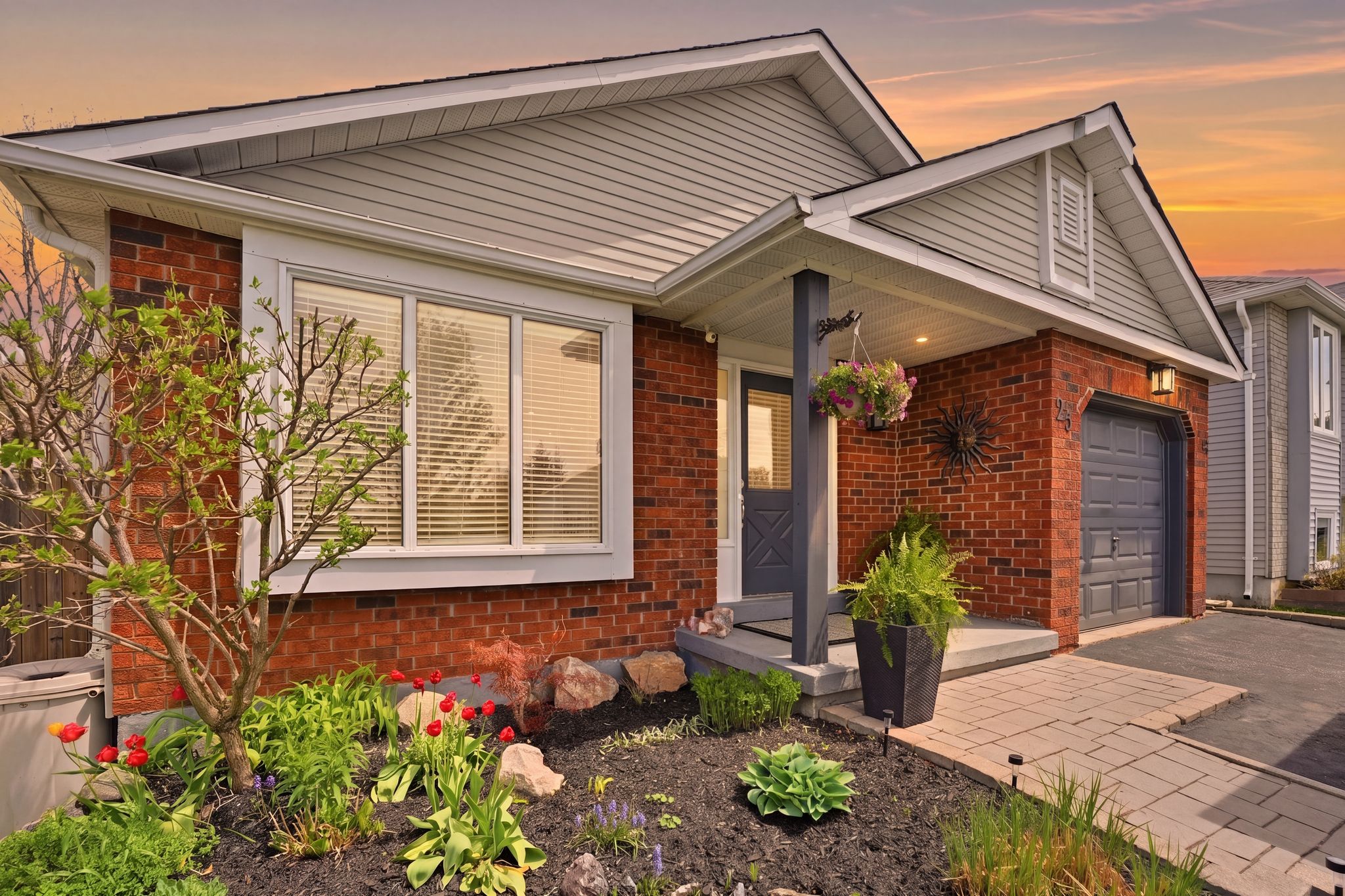 23 Gosney Cres, Barrie