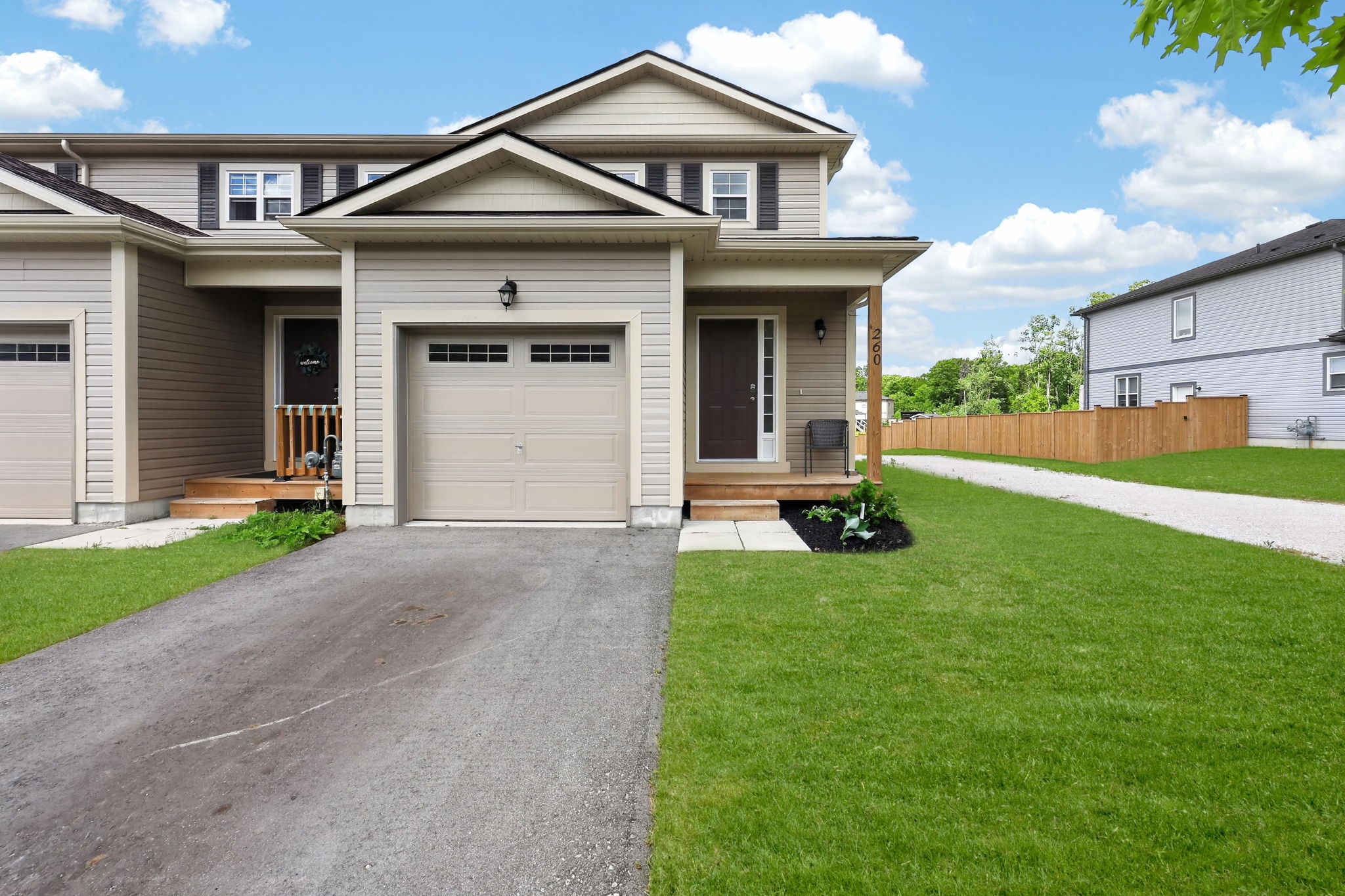 260 Daffodil Crt, Gravenhurst