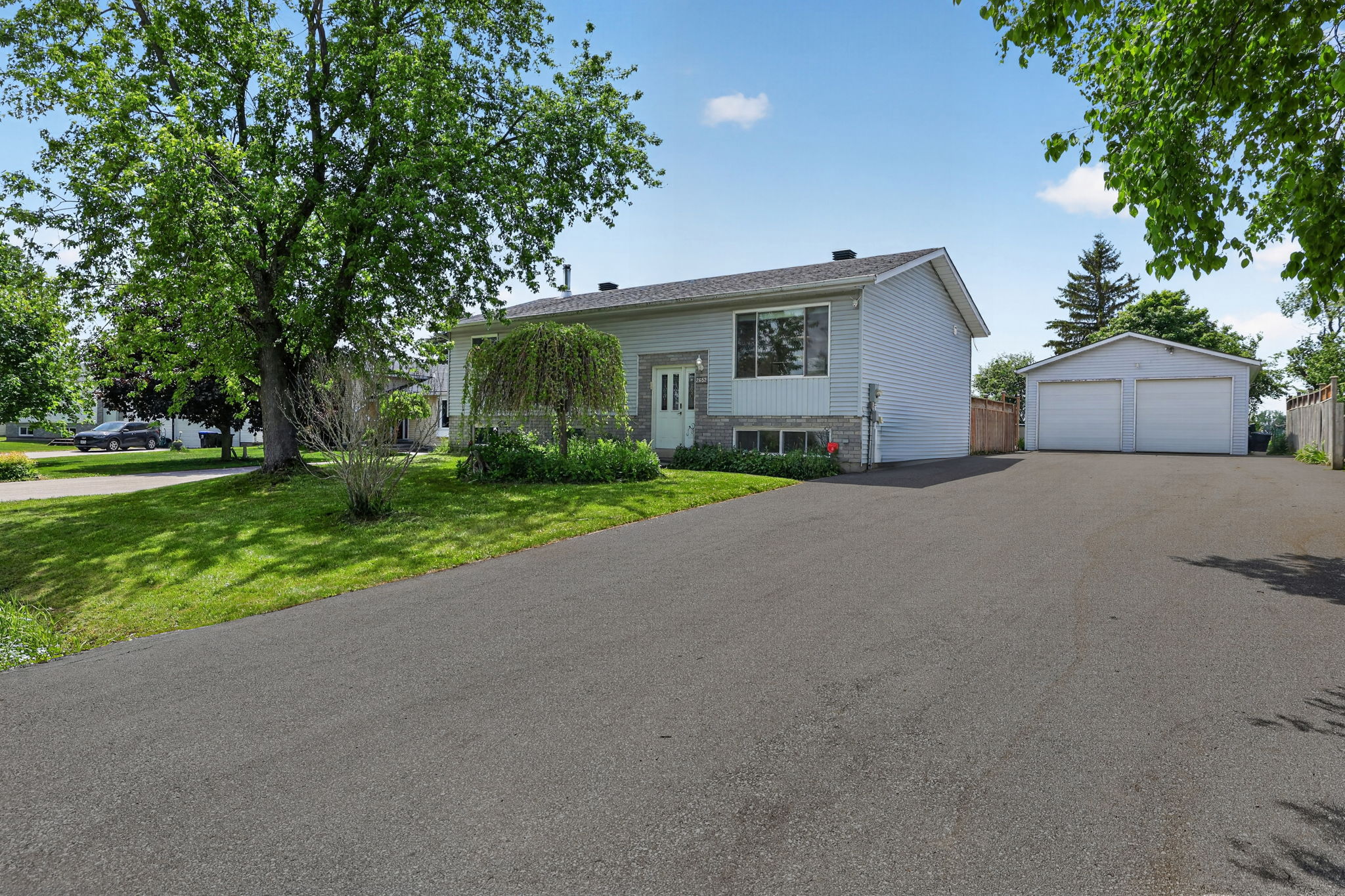 2652 Lawrence Ave, Innisfil