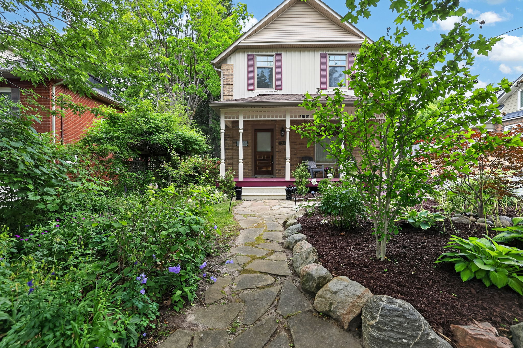 613 Queen Street_109