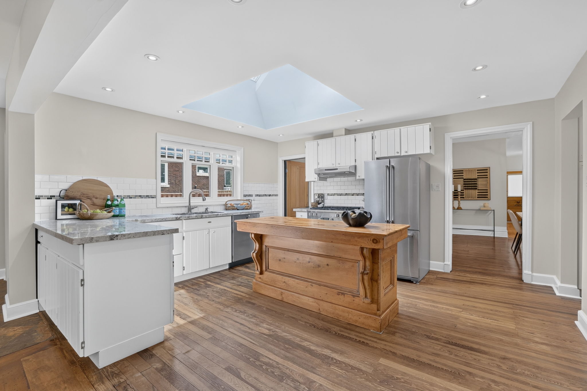 613 Queen Street_135