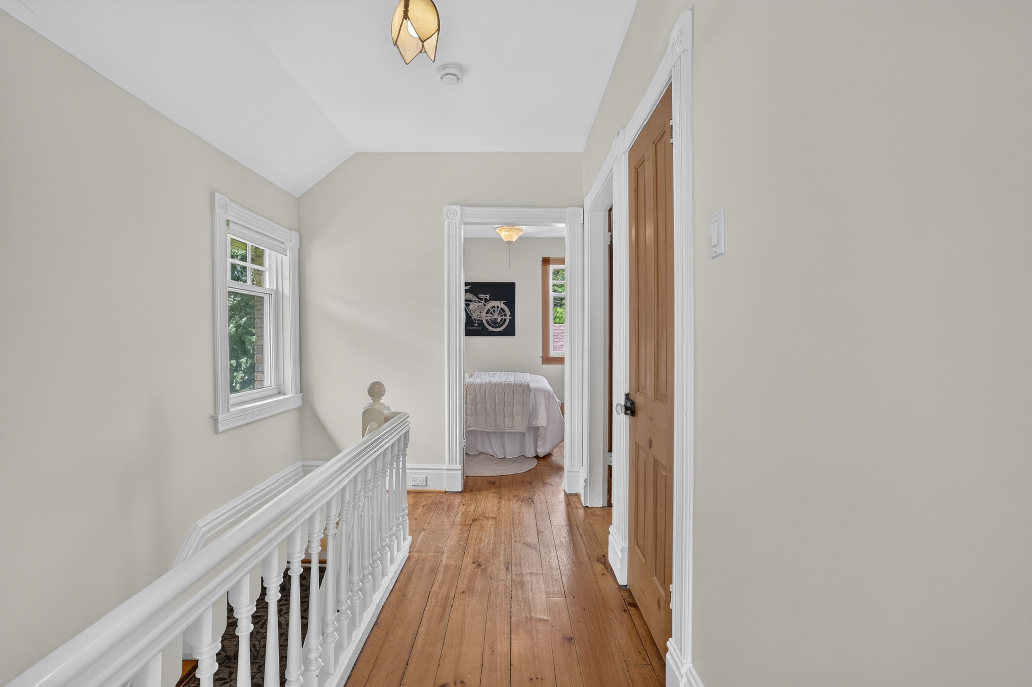 613 Queen Street_158