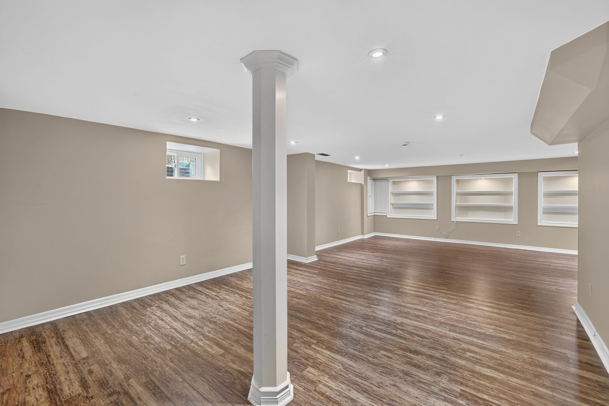 613 Queen Street_175