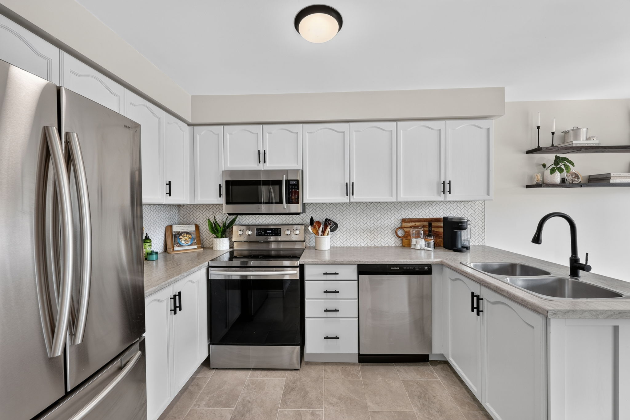 65 Pickett Crescent_114