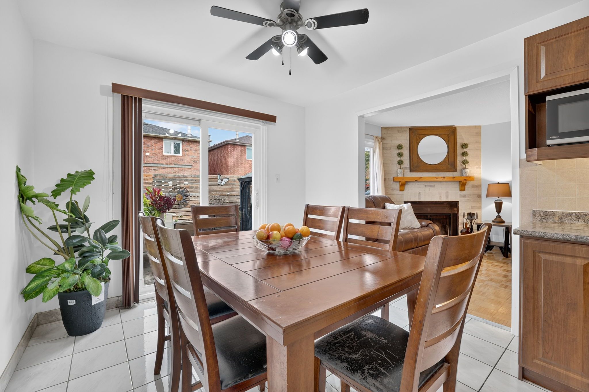 76 Donna Drive_129