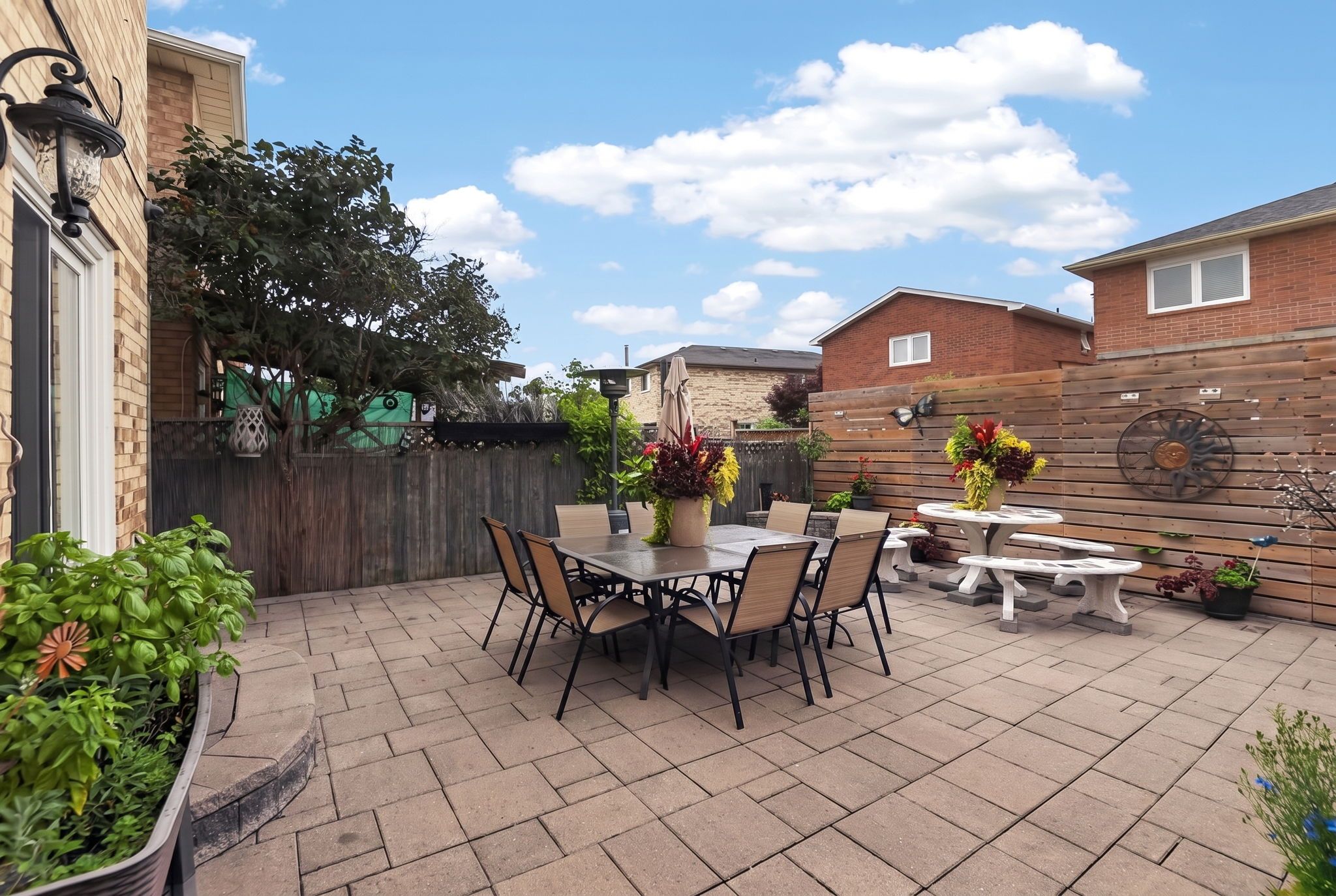 76 Donna Drive_165_E