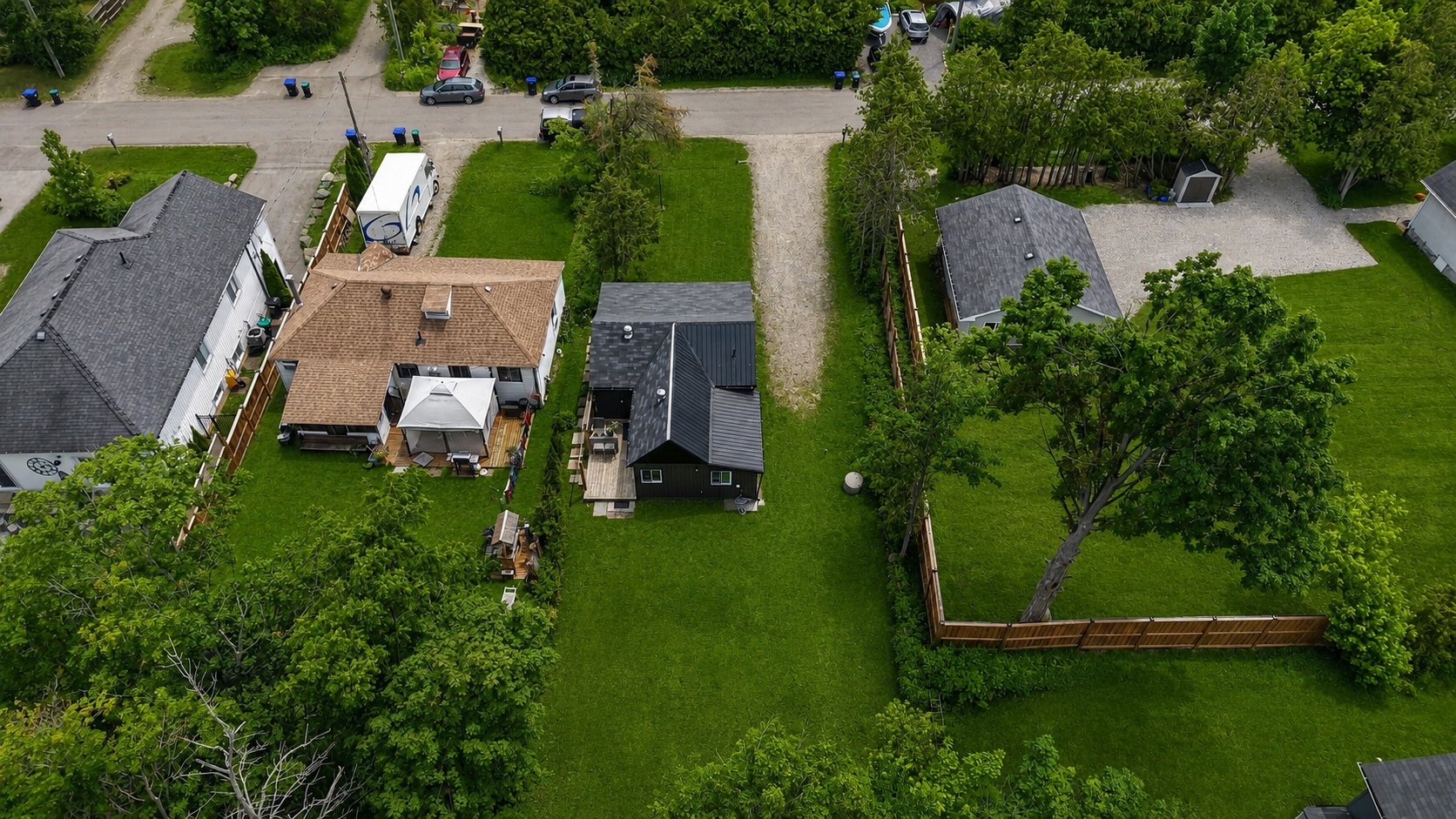 8 Myrtle Ave – 10