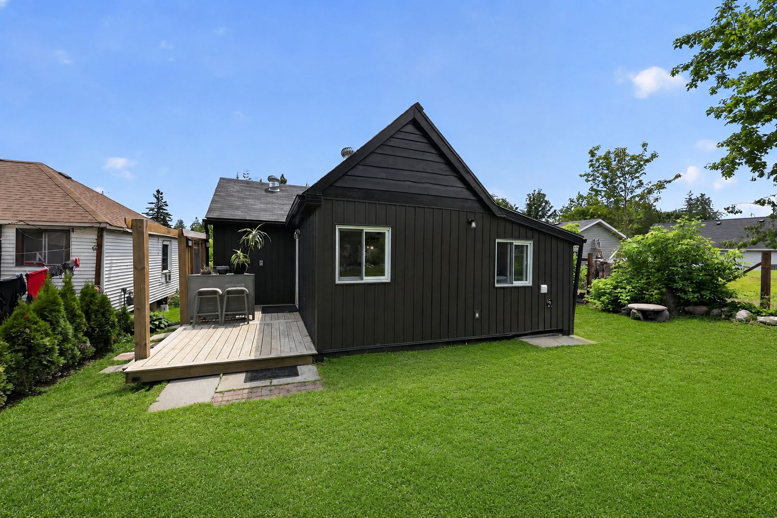 8 Myrtle Avenue – 7