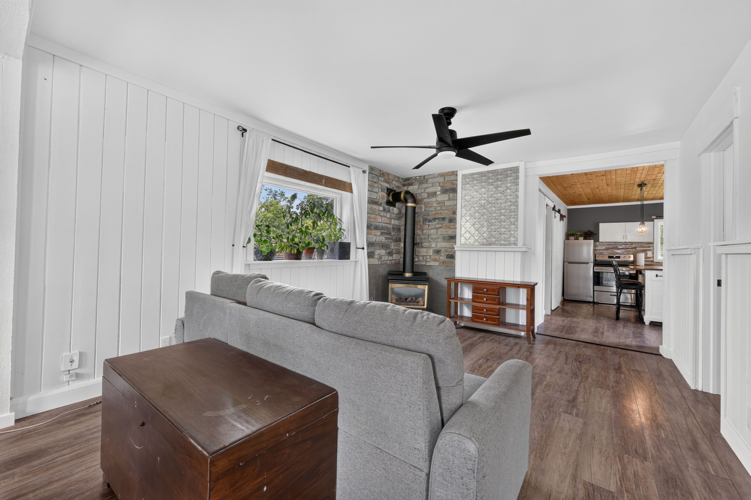 8 Myrtle Avenue_119