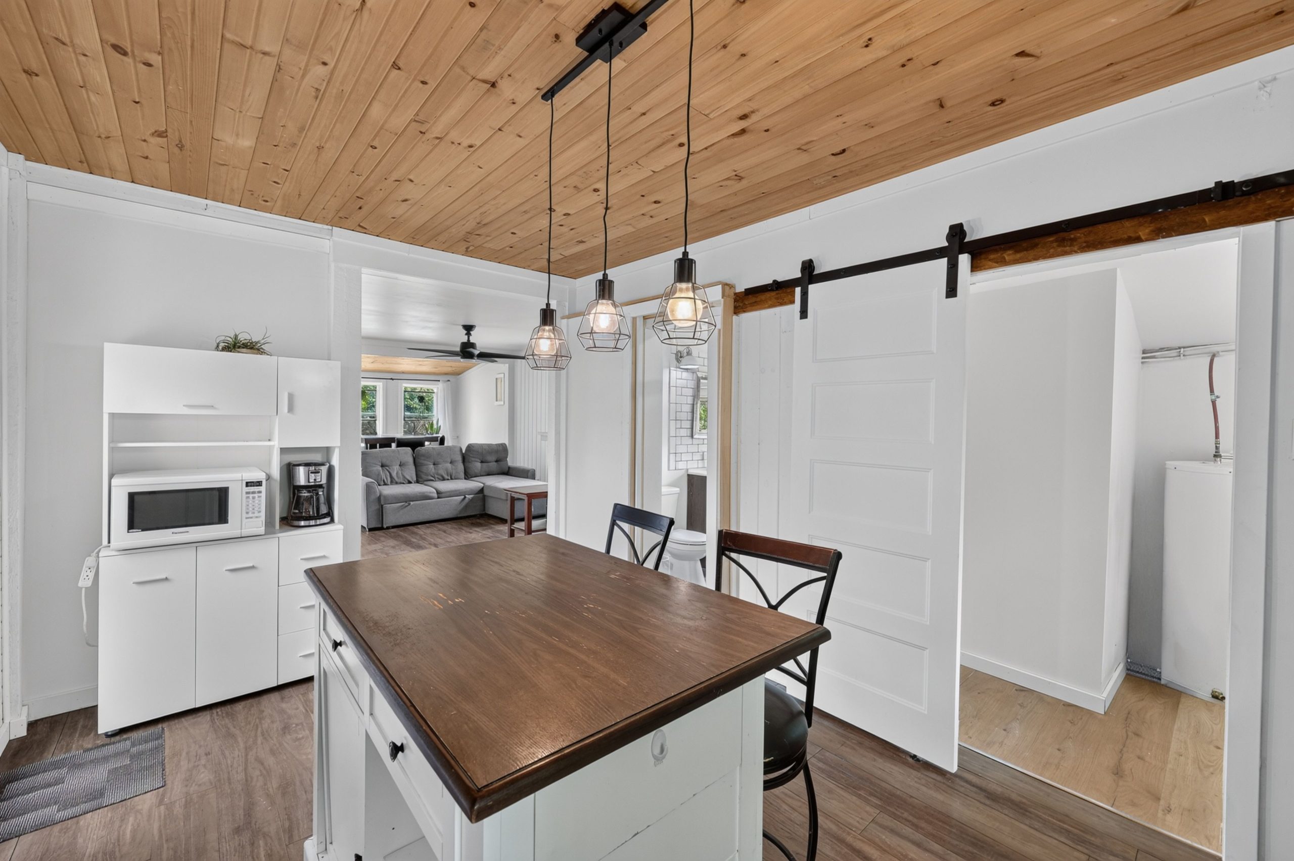 8 Myrtle Avenue_133
