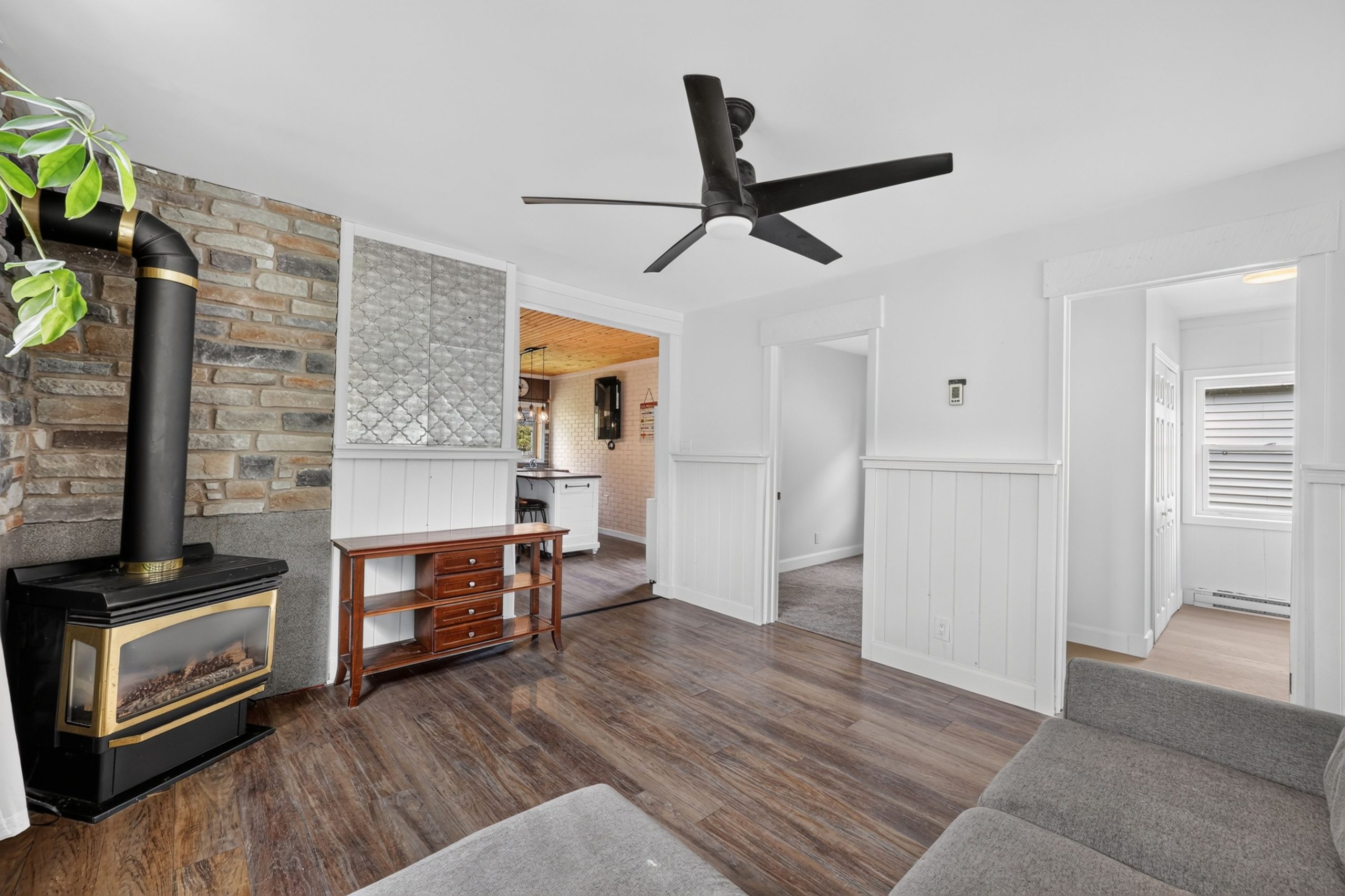 8 Myrtle Avenue_151