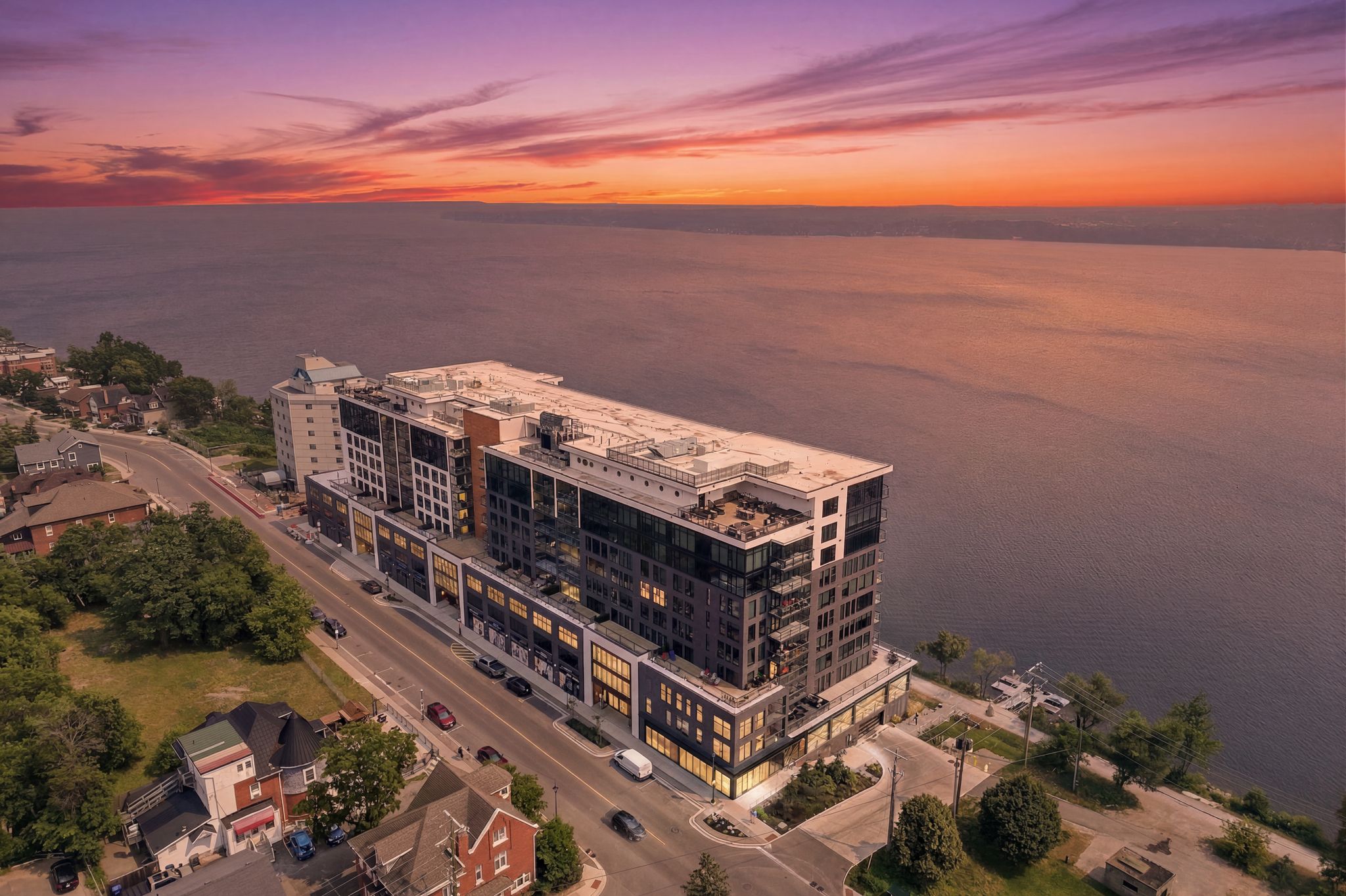 185 Dunlop St E, Barrie