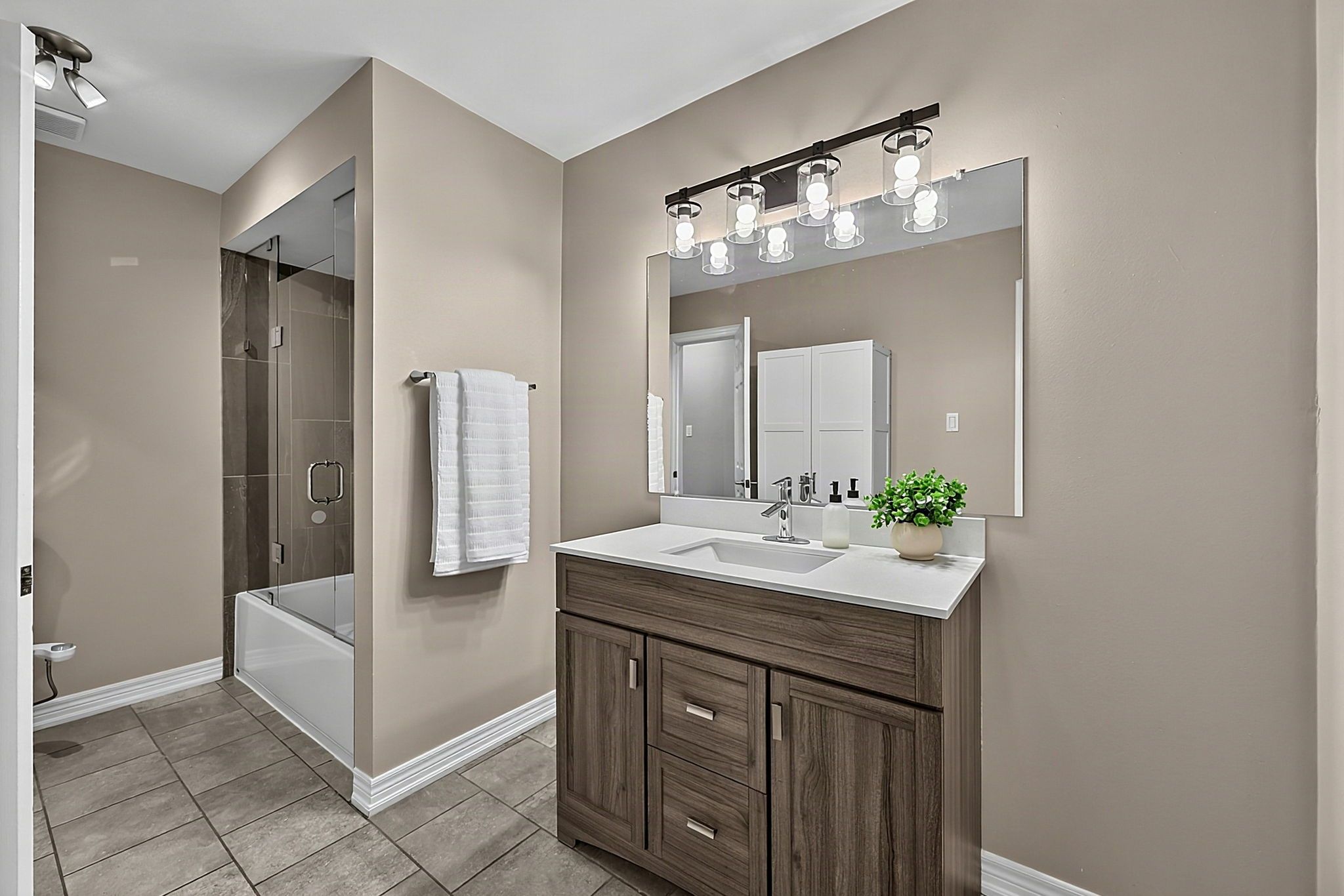 109 Noble Drive_155