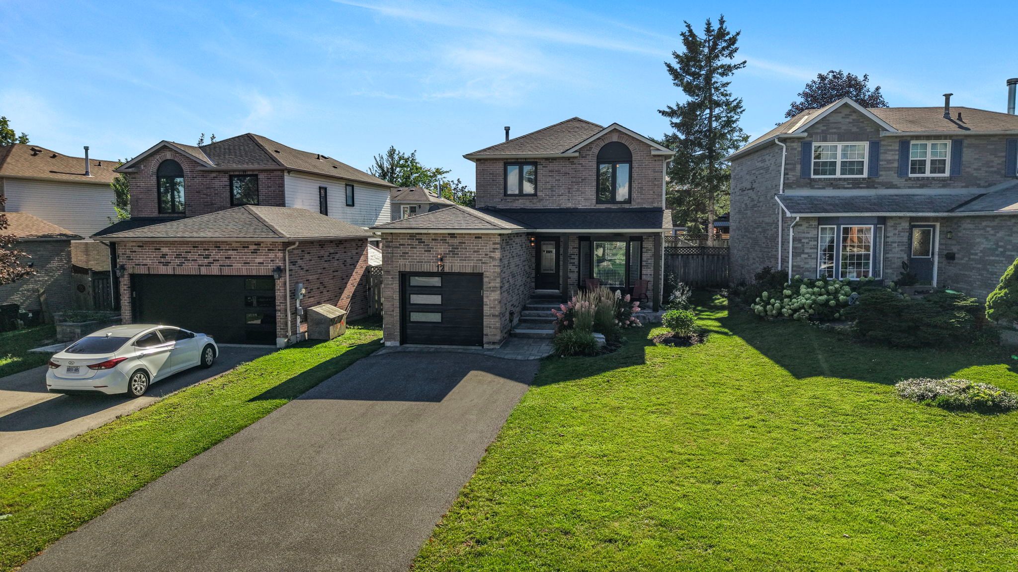 12 Grasett Crescent_163