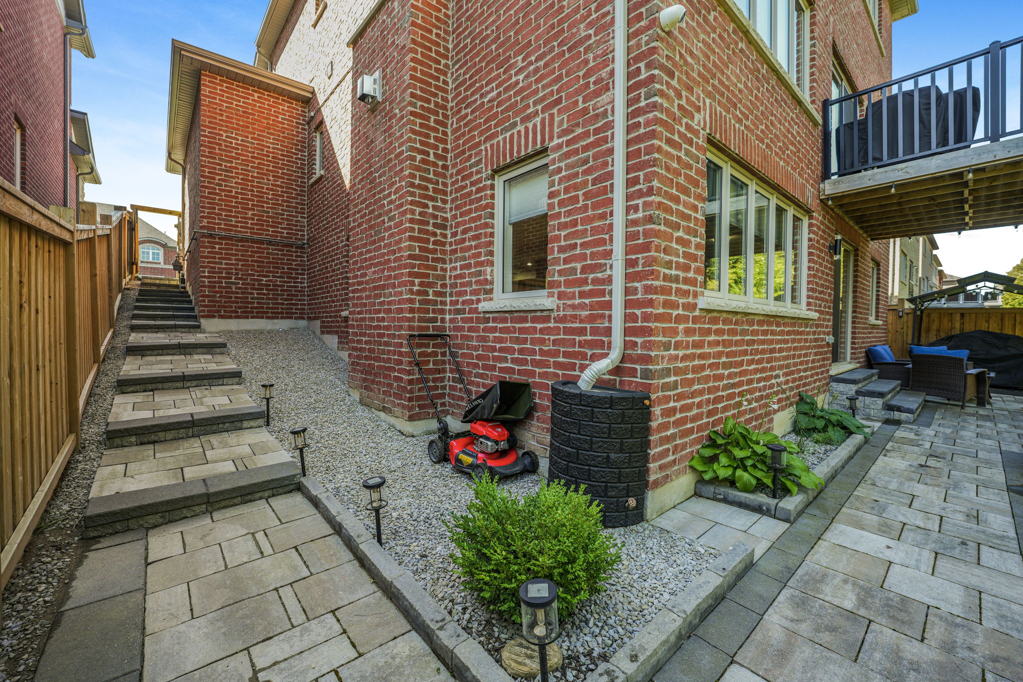 1709 Emberton Way_214