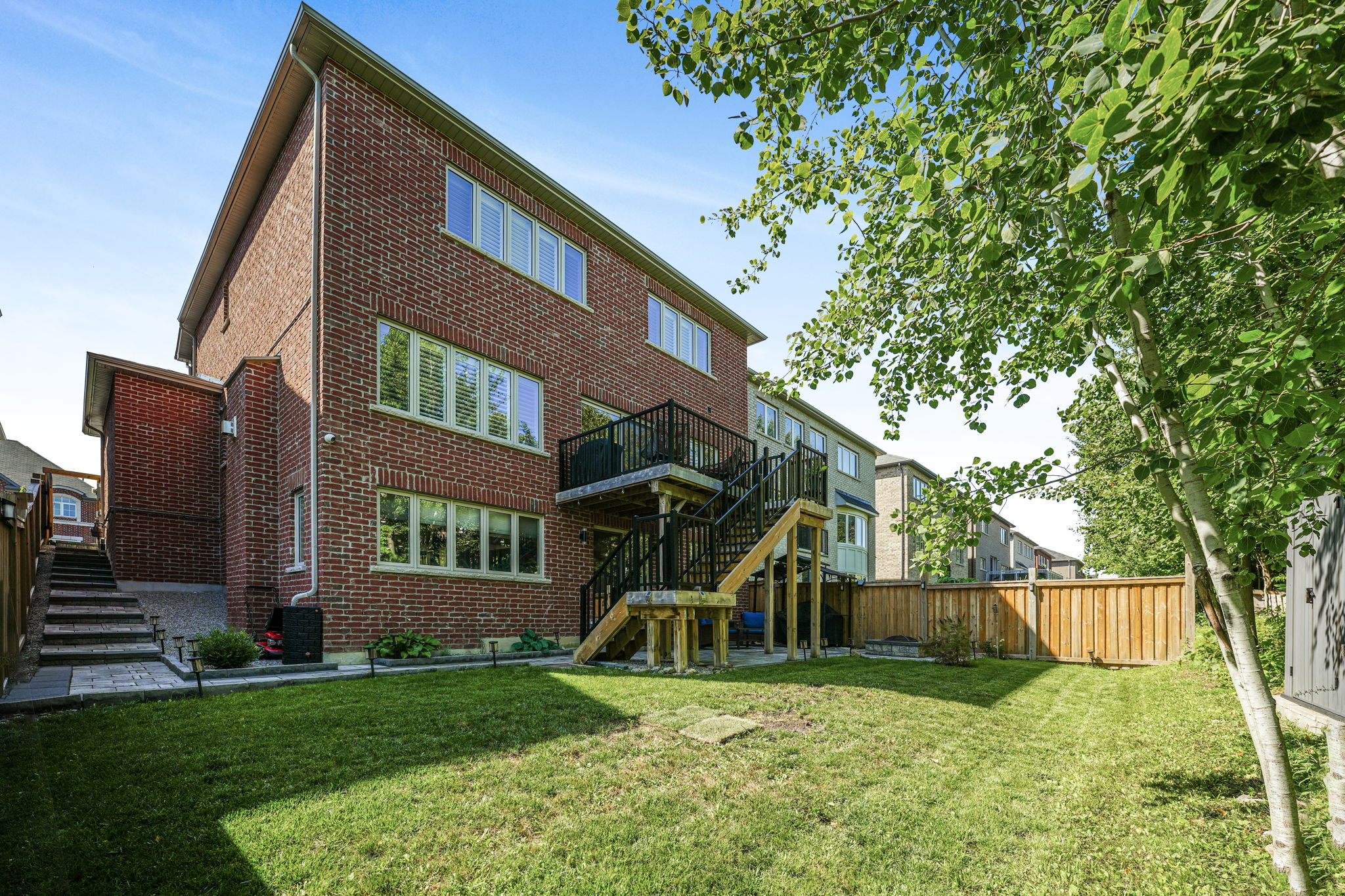 1709 Emberton Way_223
