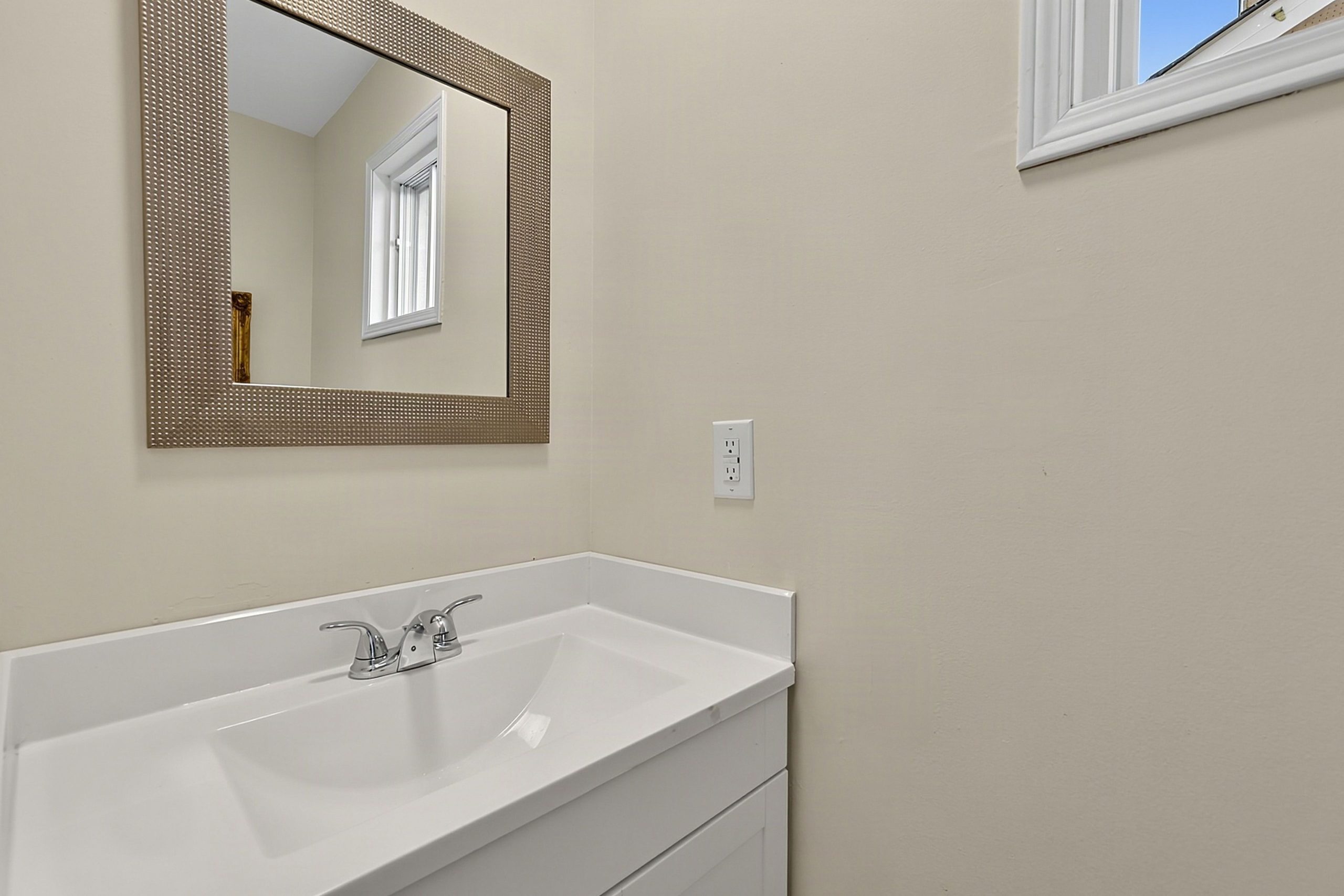 436 Simcoe Road_144