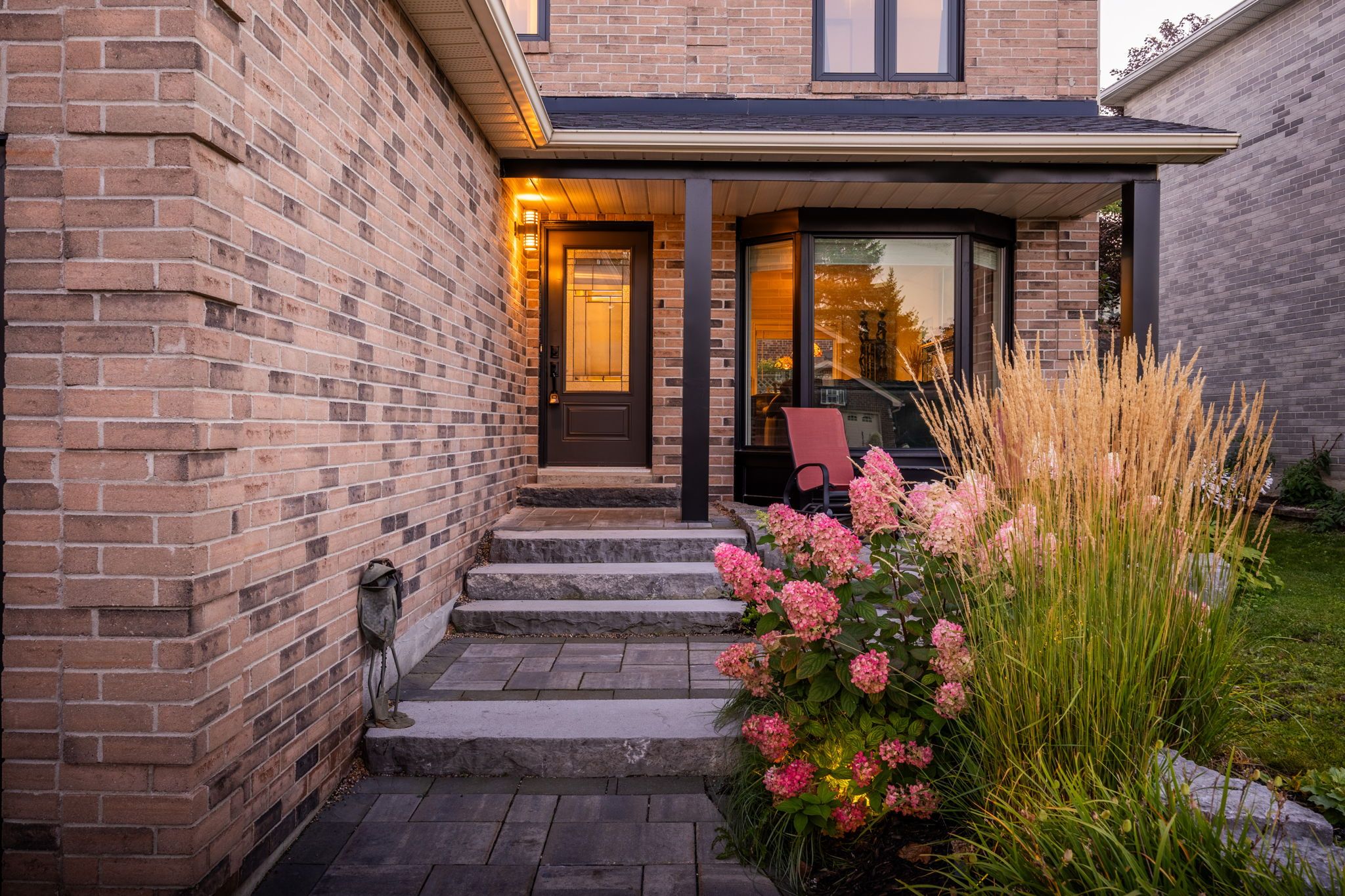 TWILIGHT – 12 Grasett Crescent-103
