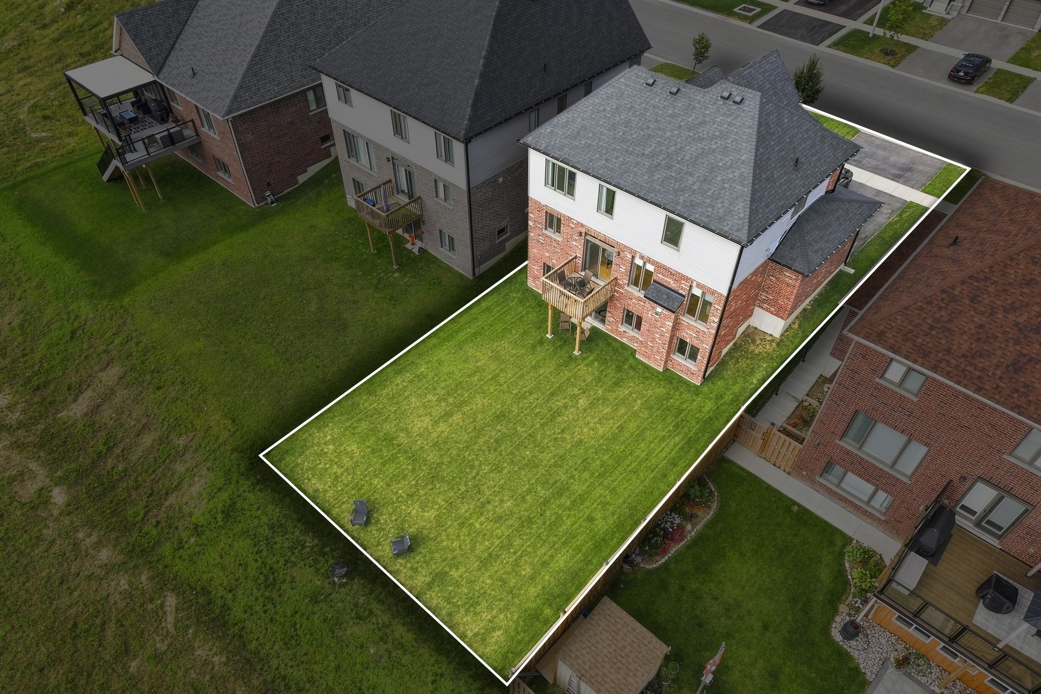 web_property outline