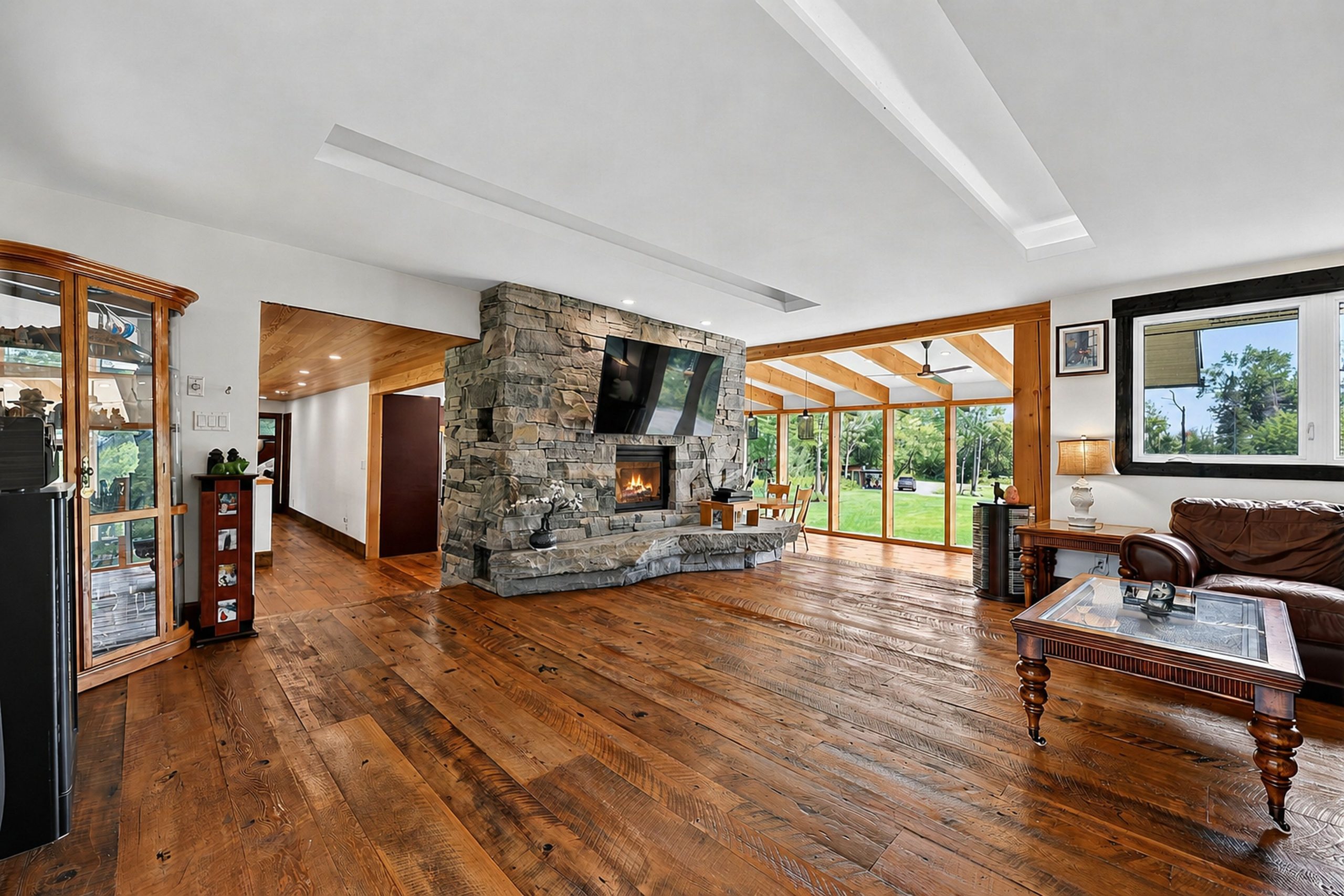 1507-Hendrie-Road-25