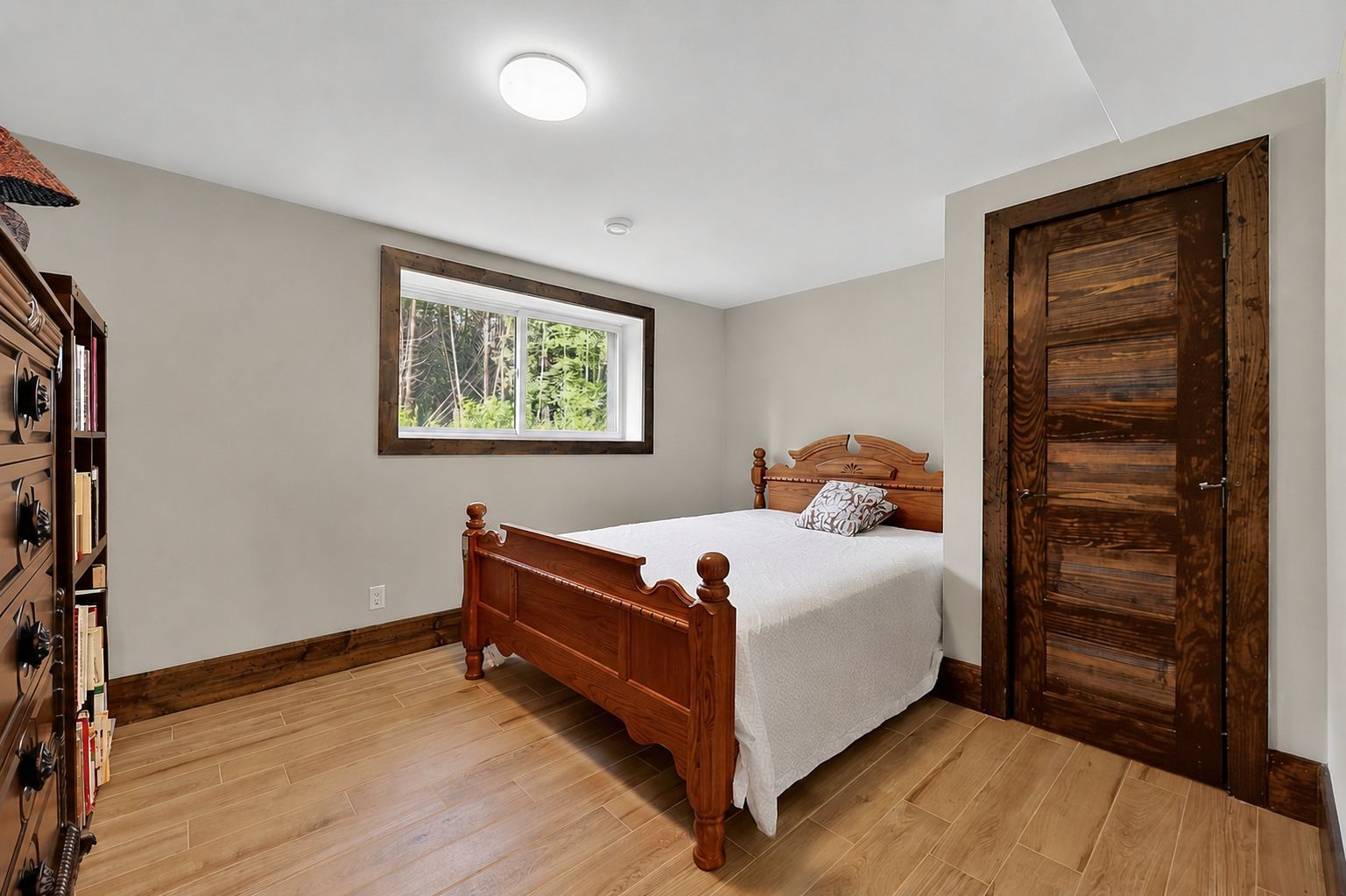 1507-Hendrie-Road-45