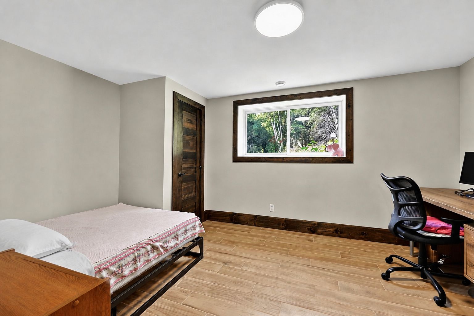 1507-Hendrie-Road-47