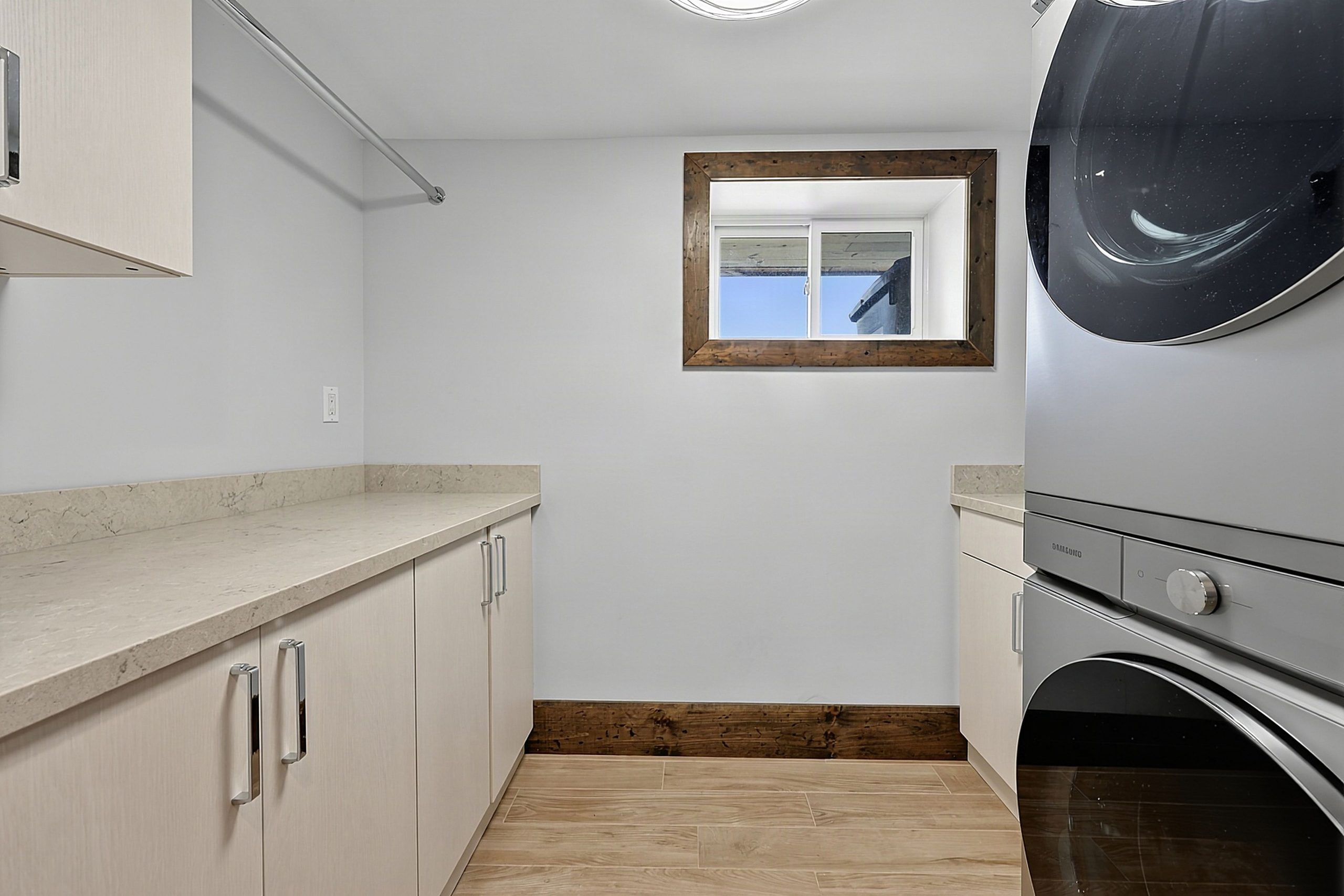 1507 Hendrie Road (56)