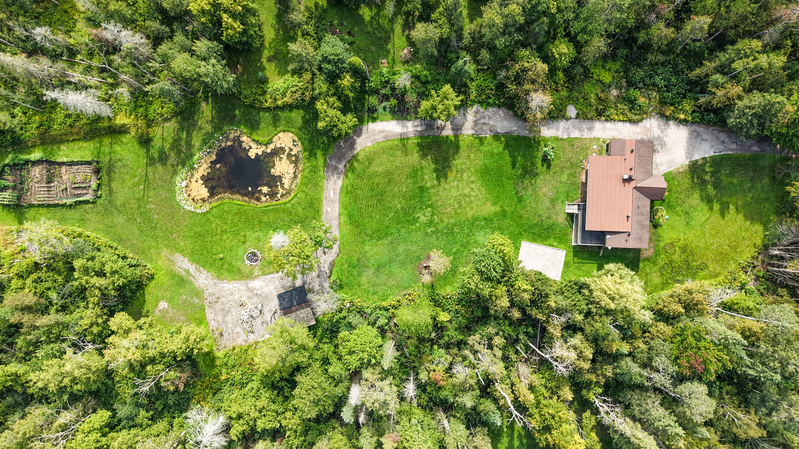 1507 Hendrie Road (92)
