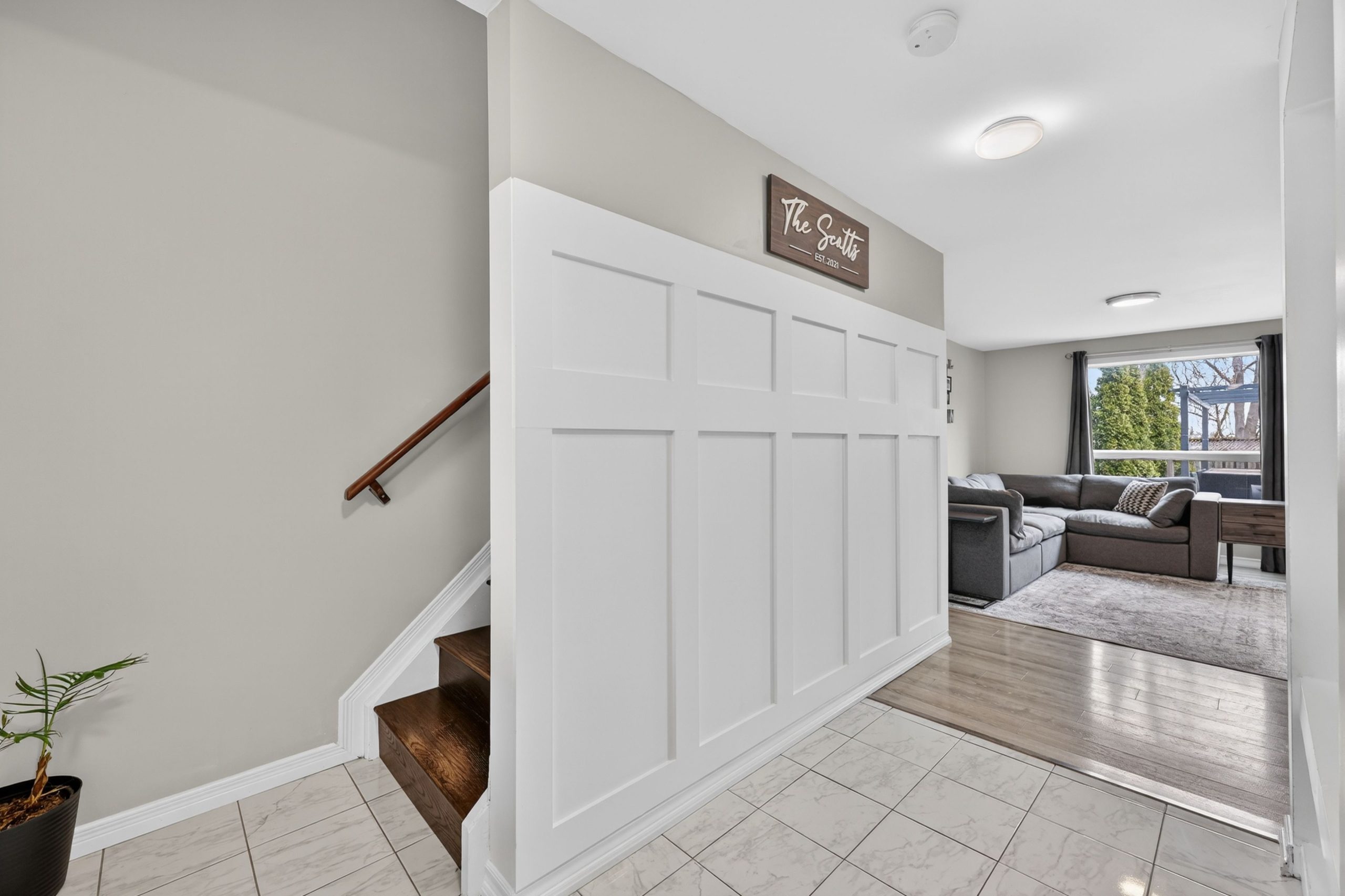 2057 Osbond Road_108