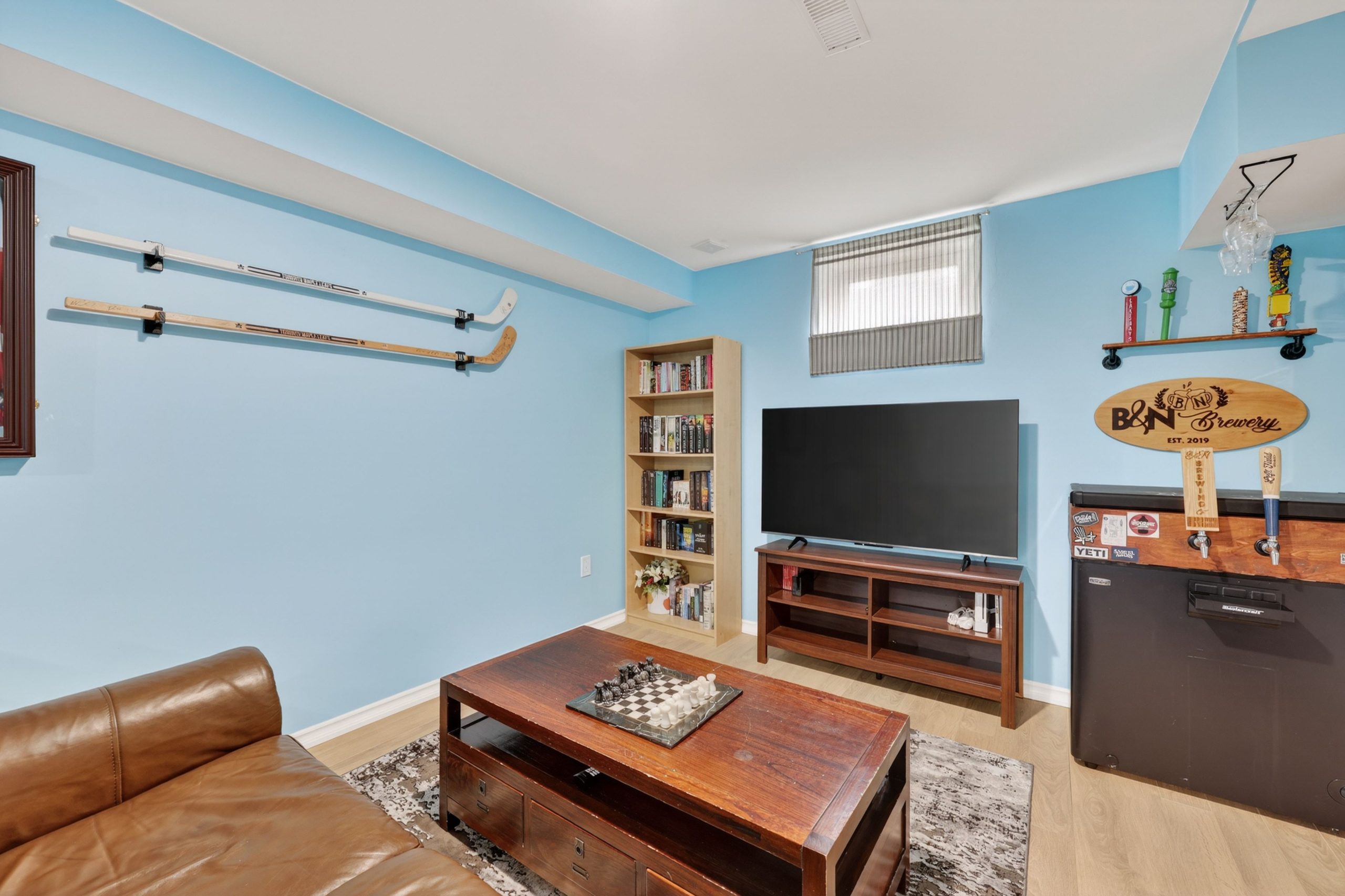2057 Osbond Road_134