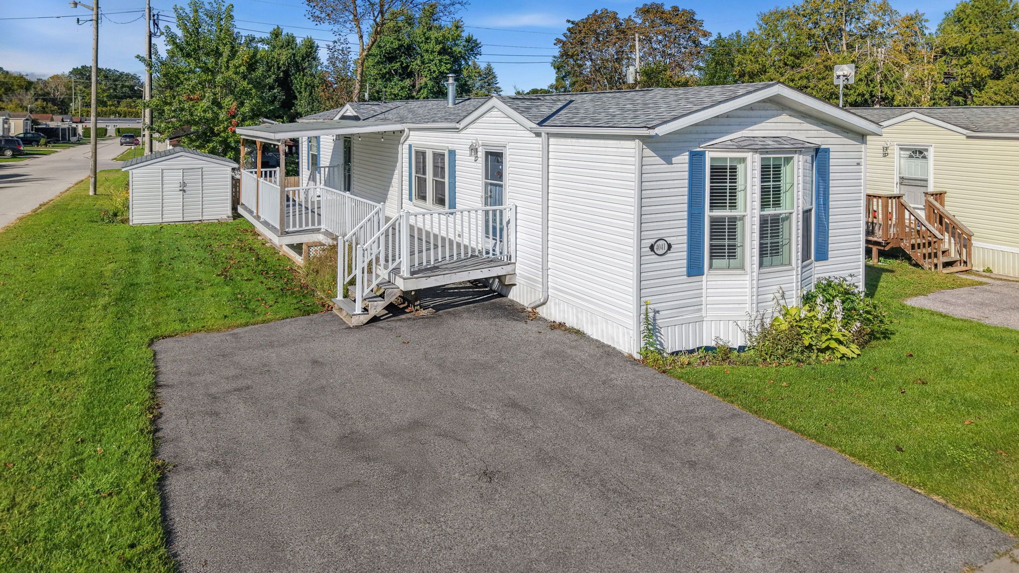 4041 Ash Crescent (41)
